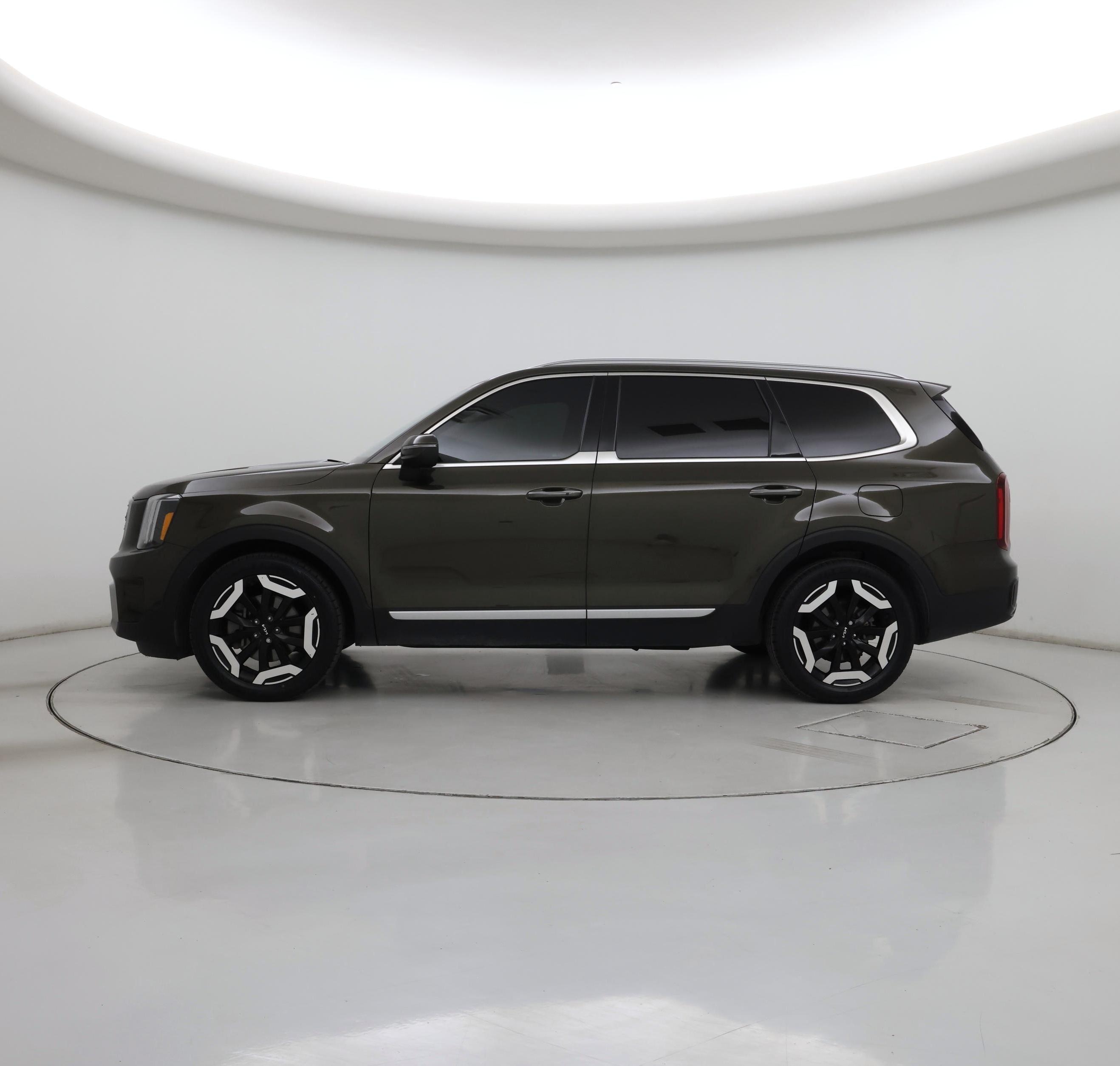 Thumbnail: 2023 Kia Telluride - 3