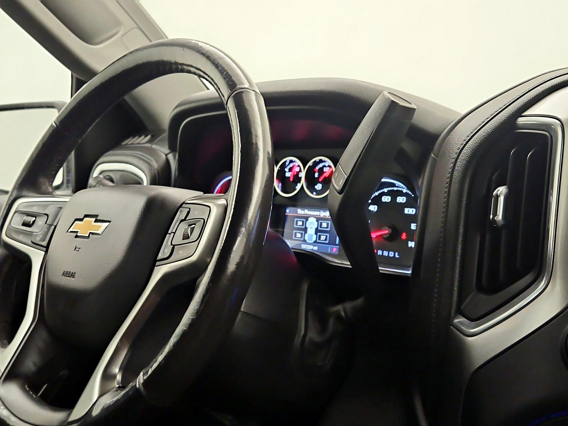 Thumbnail: 2019 Chevrolet Silverado 1500 - 17