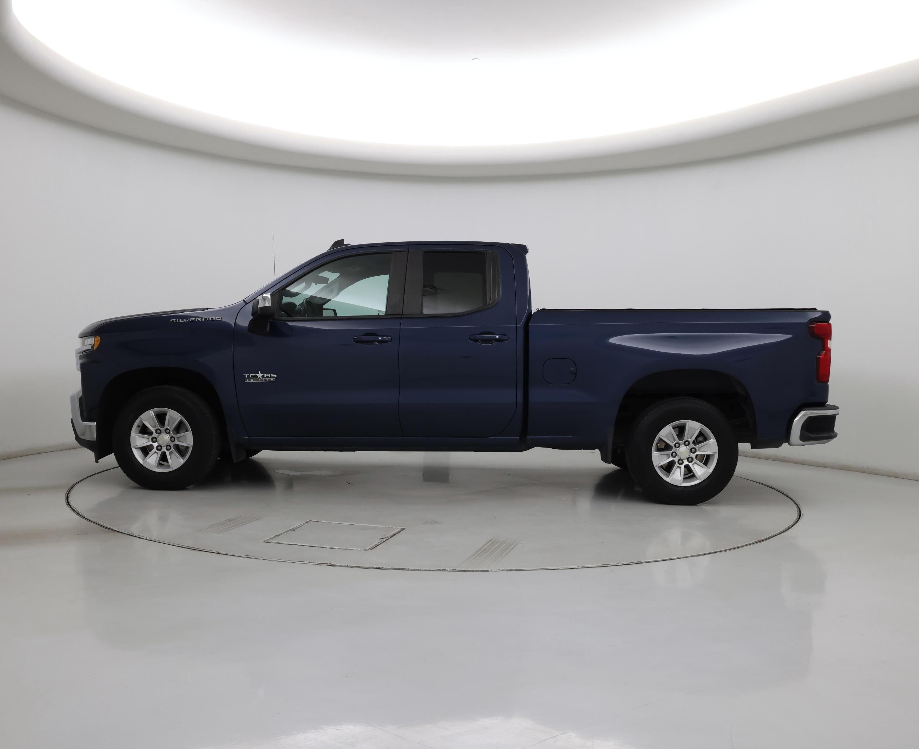 Thumbnail: 2019 Chevrolet Silverado 1500 - 3