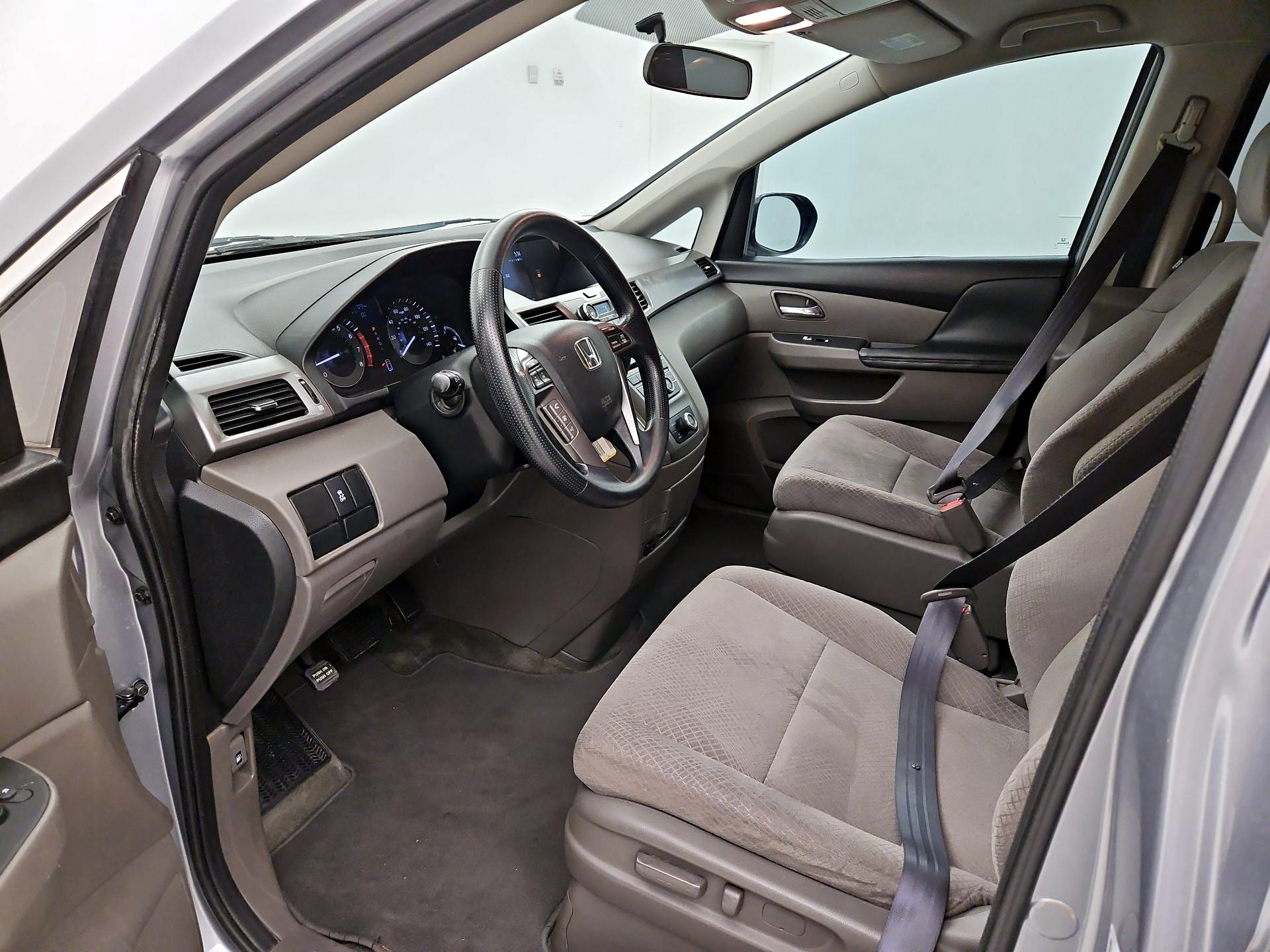 Thumbnail: 2016 Honda Odyssey - 11