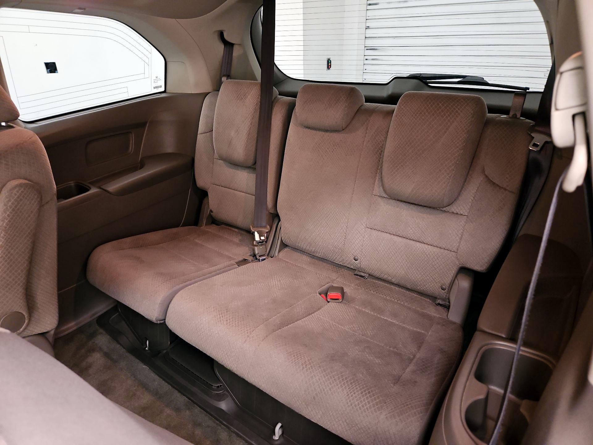 Thumbnail: 2016 Honda Odyssey - 20