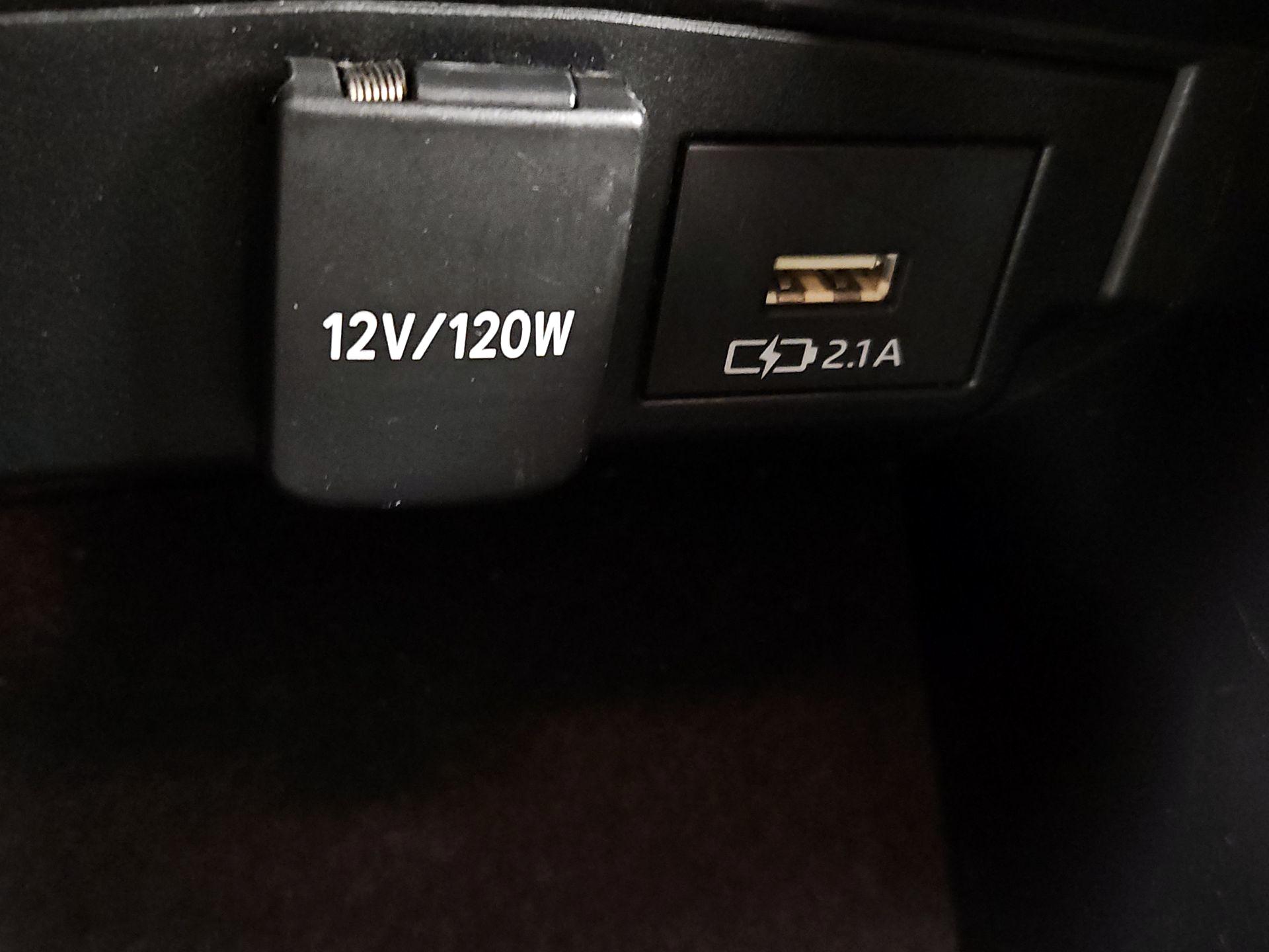 Thumbnail: 2021 Toyota Corolla - 18