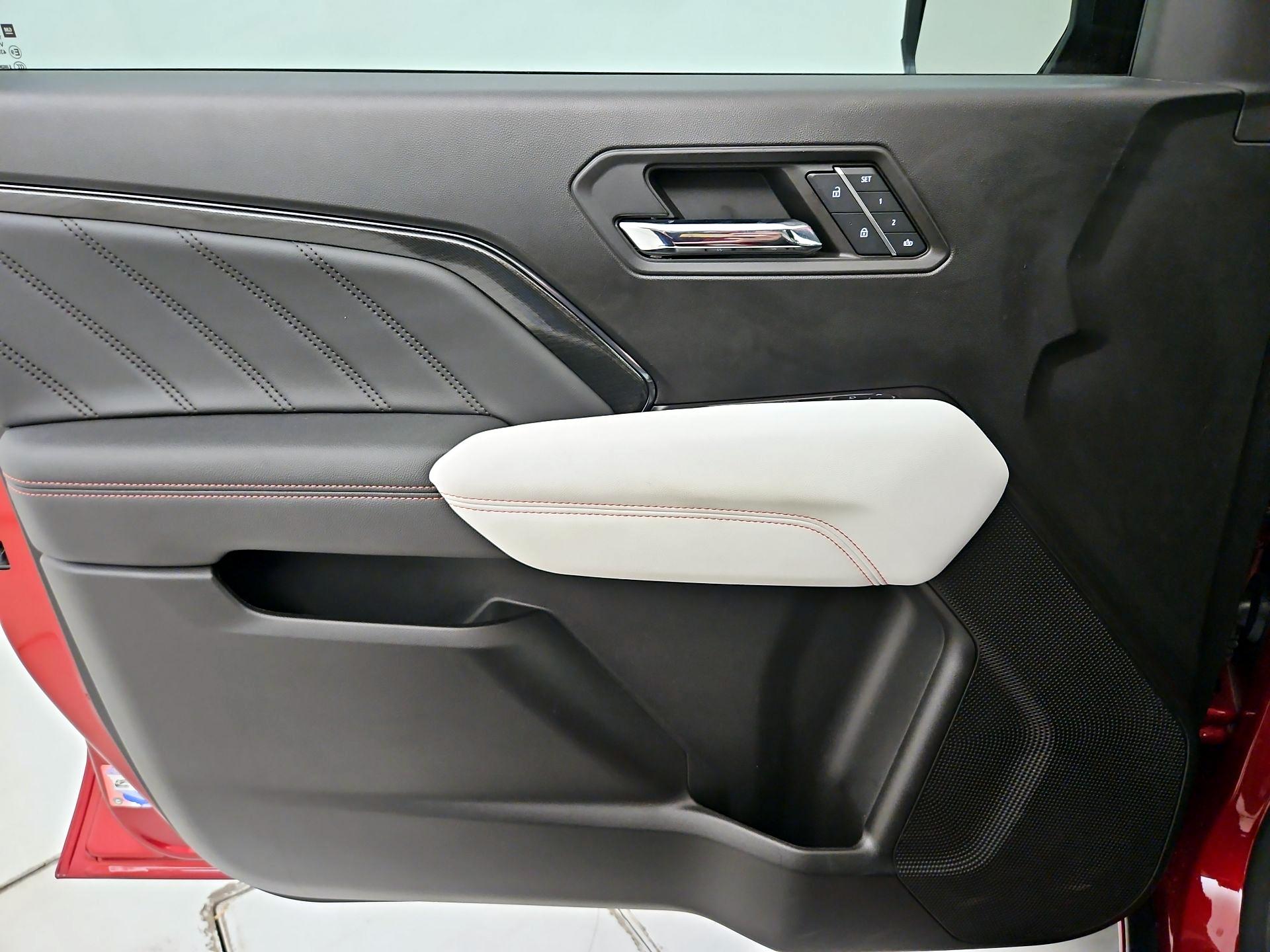 Thumbnail: 2024 GMC Canyon - 12