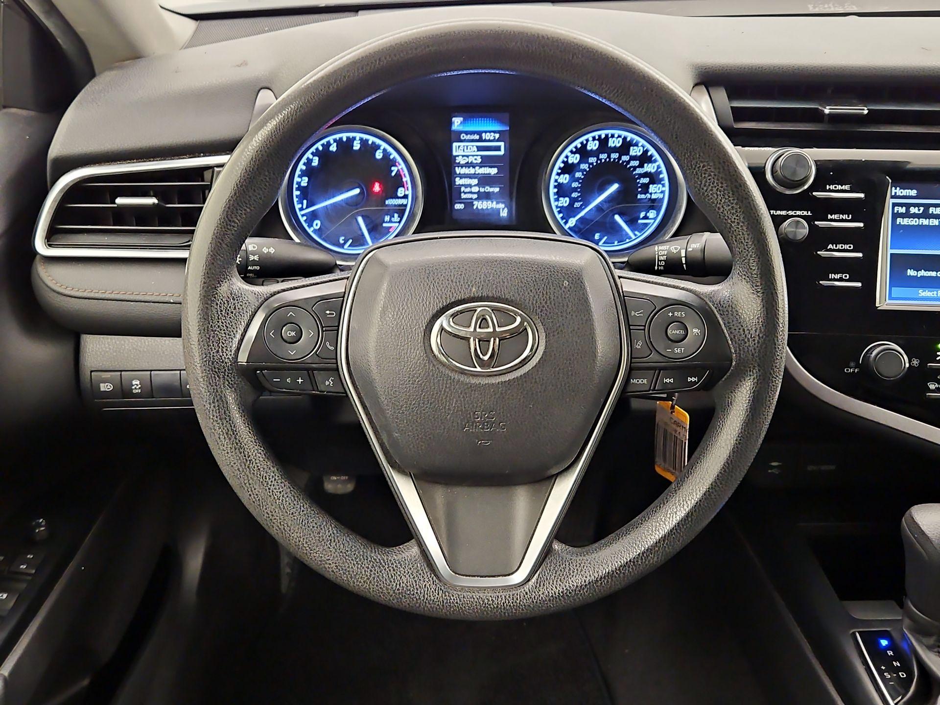 Thumbnail: 2018 Toyota Camry - 10