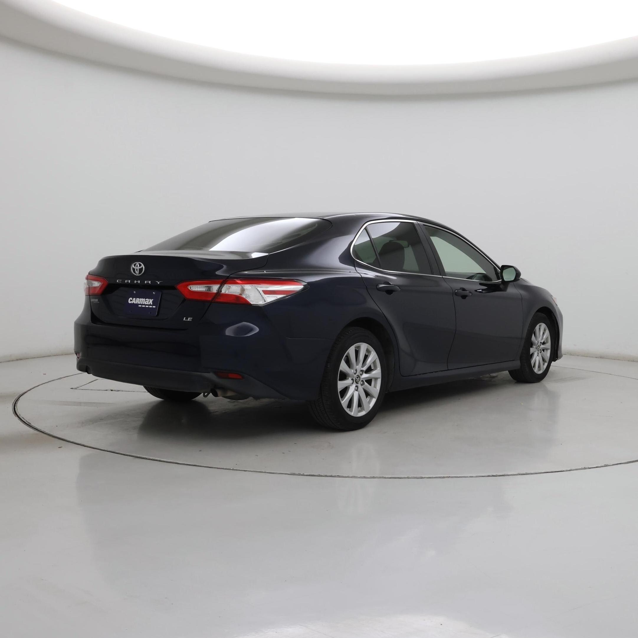 Thumbnail: 2018 Toyota Camry - 8