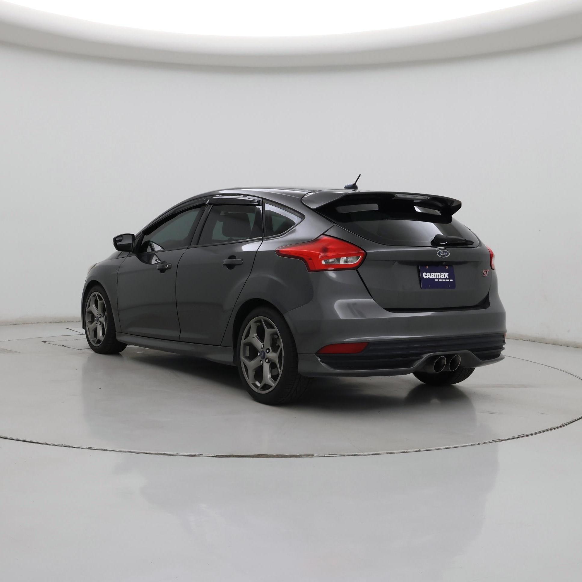 Thumbnail: 2017 Ford Focus - 2