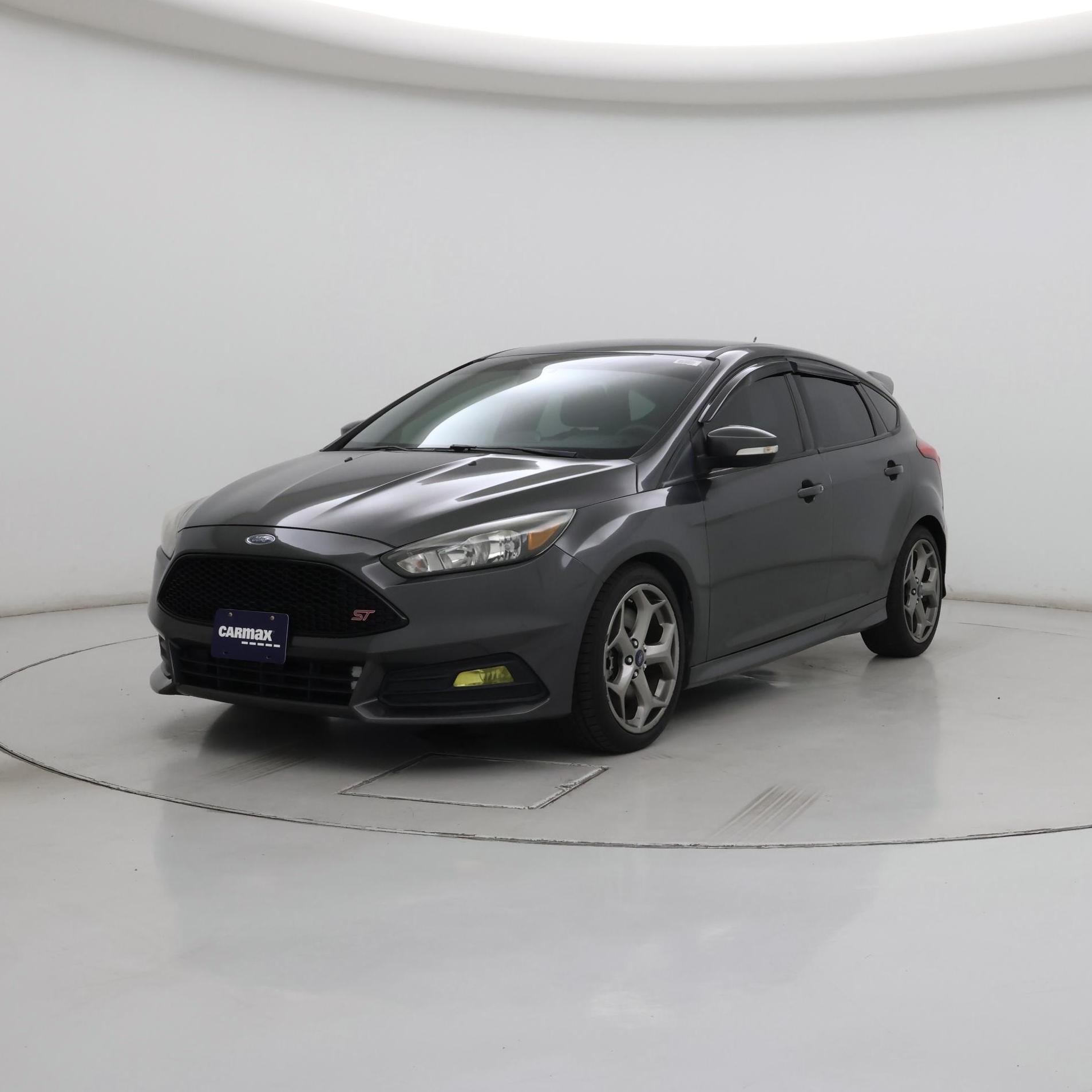 Thumbnail: 2017 Ford Focus - 4