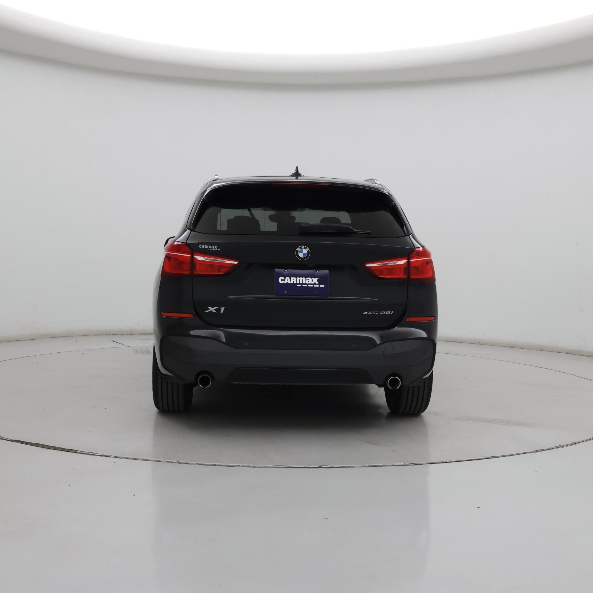 Thumbnail: 2019 BMW X1 - 6