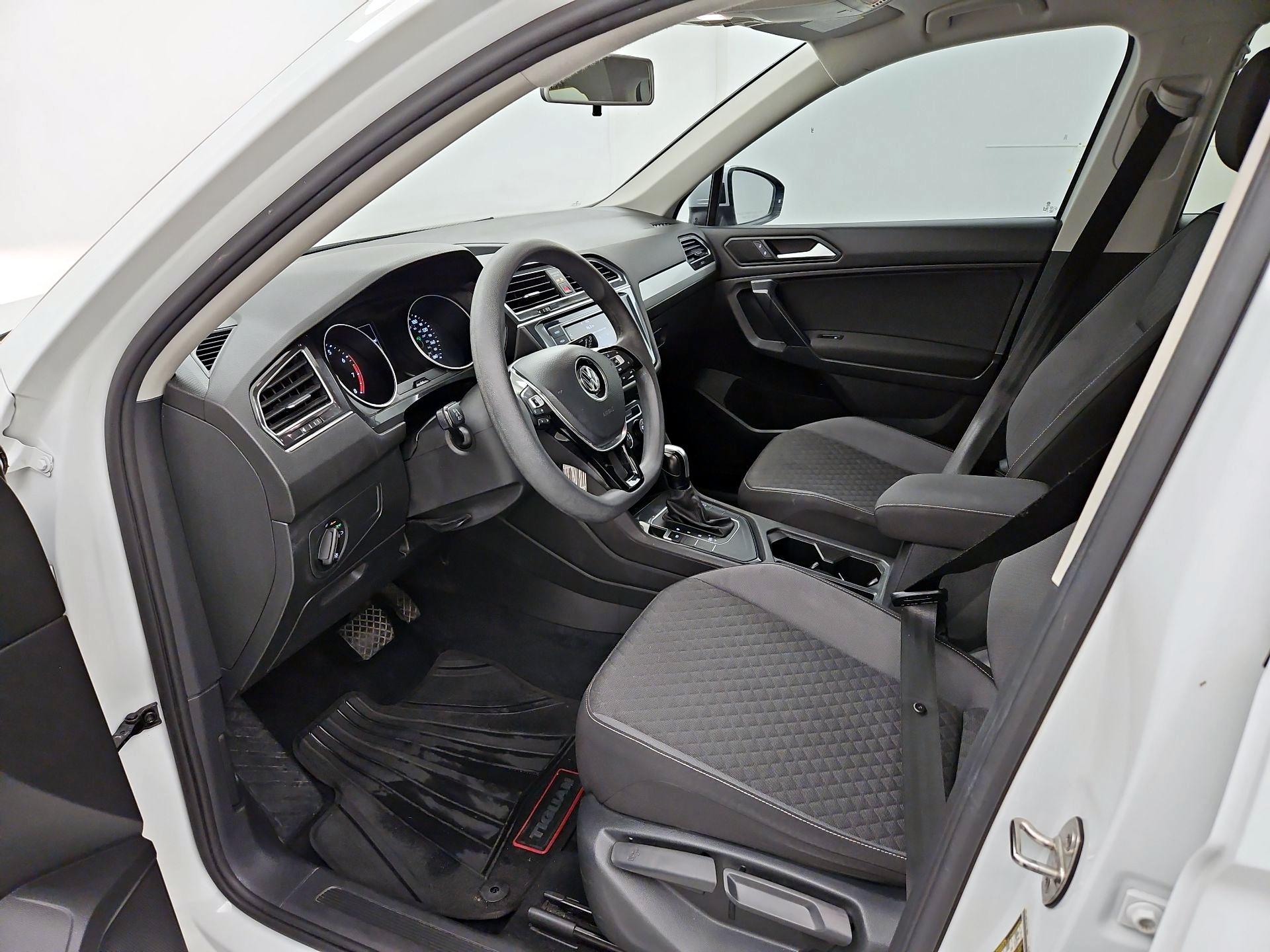 Thumbnail: 2021 Volkswagen Tiguan - 11