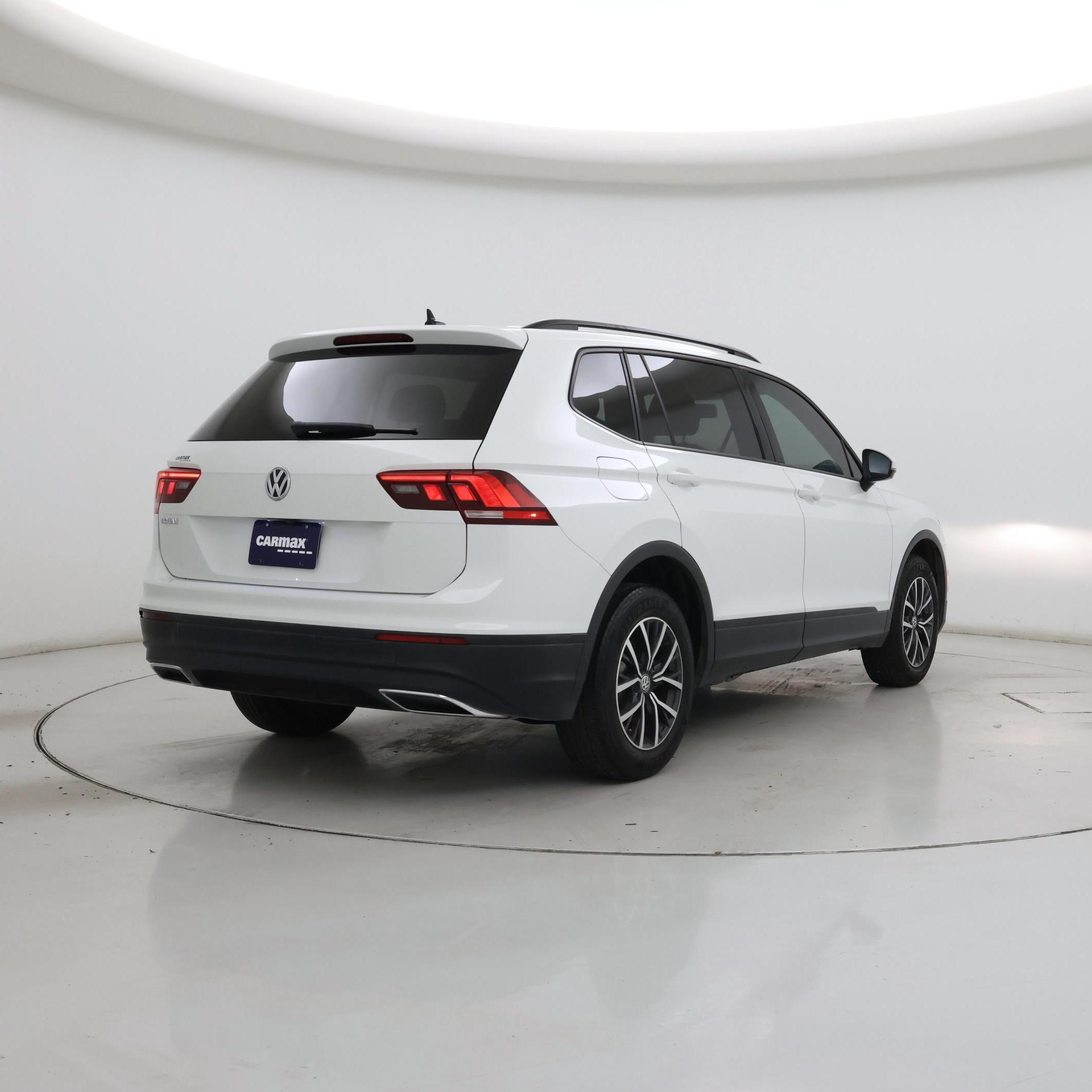Thumbnail: 2021 Volkswagen Tiguan - 8