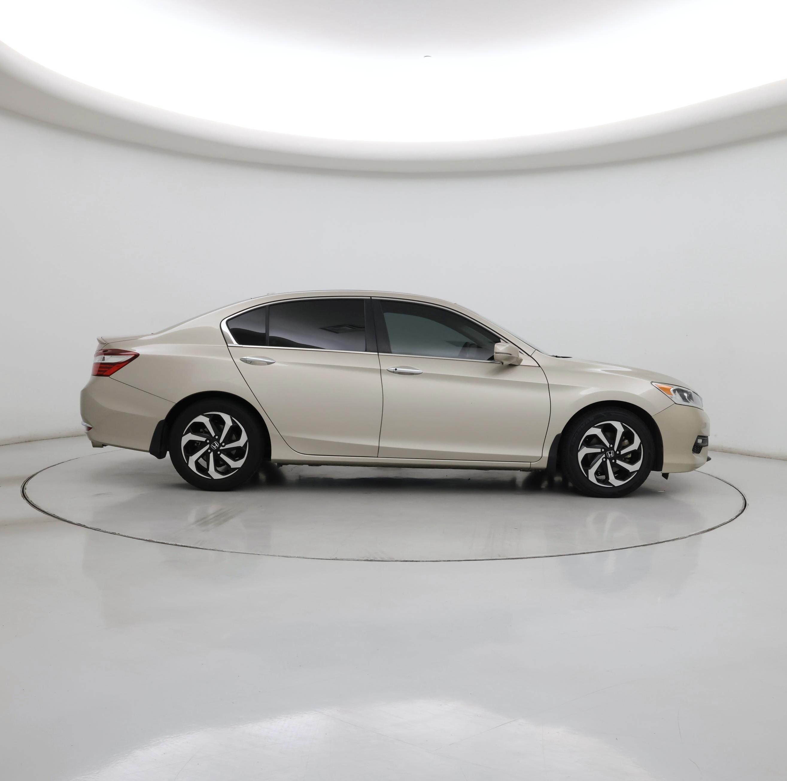 Thumbnail: 2016 Honda Accord - 7
