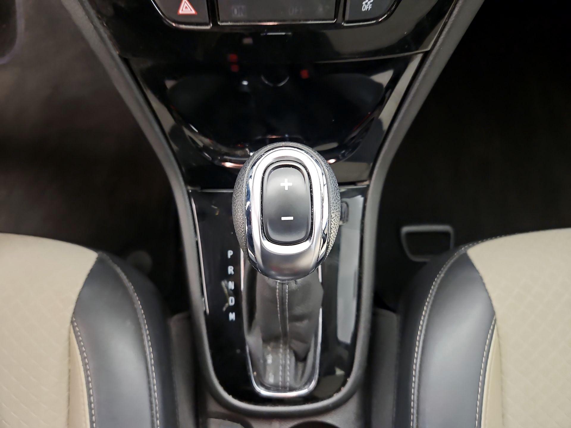 Thumbnail: 2020 Buick Encore - 17