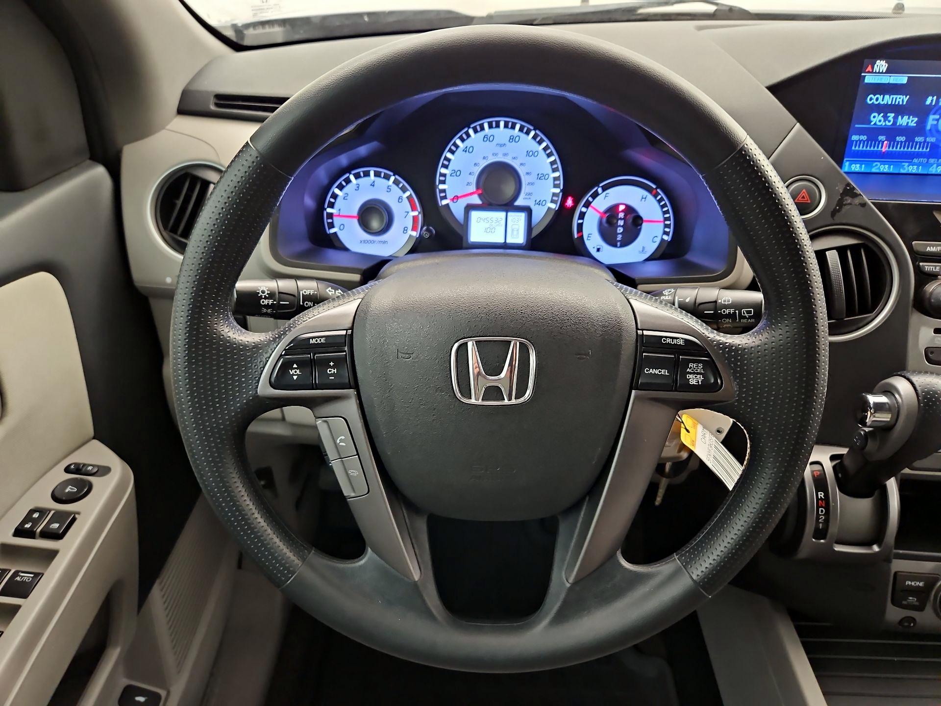 Thumbnail: 2015 Honda Pilot - 10
