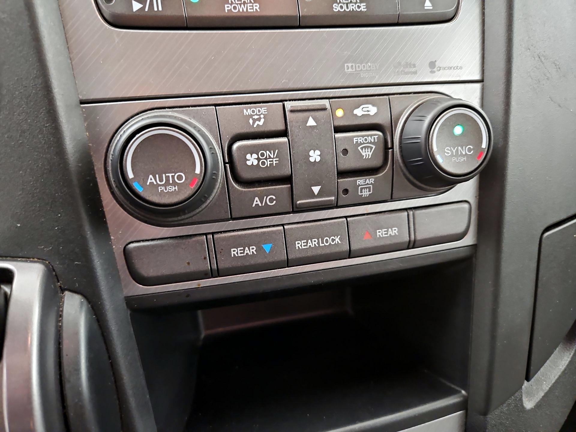 Thumbnail: 2015 Honda Pilot - 16