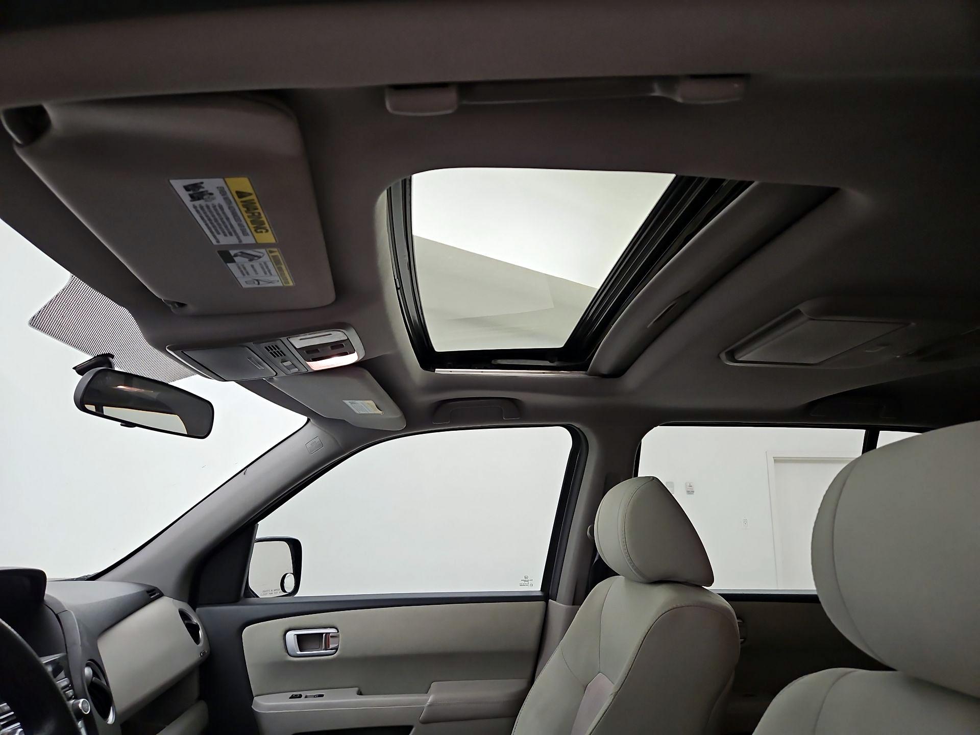 Thumbnail: 2015 Honda Pilot - 19