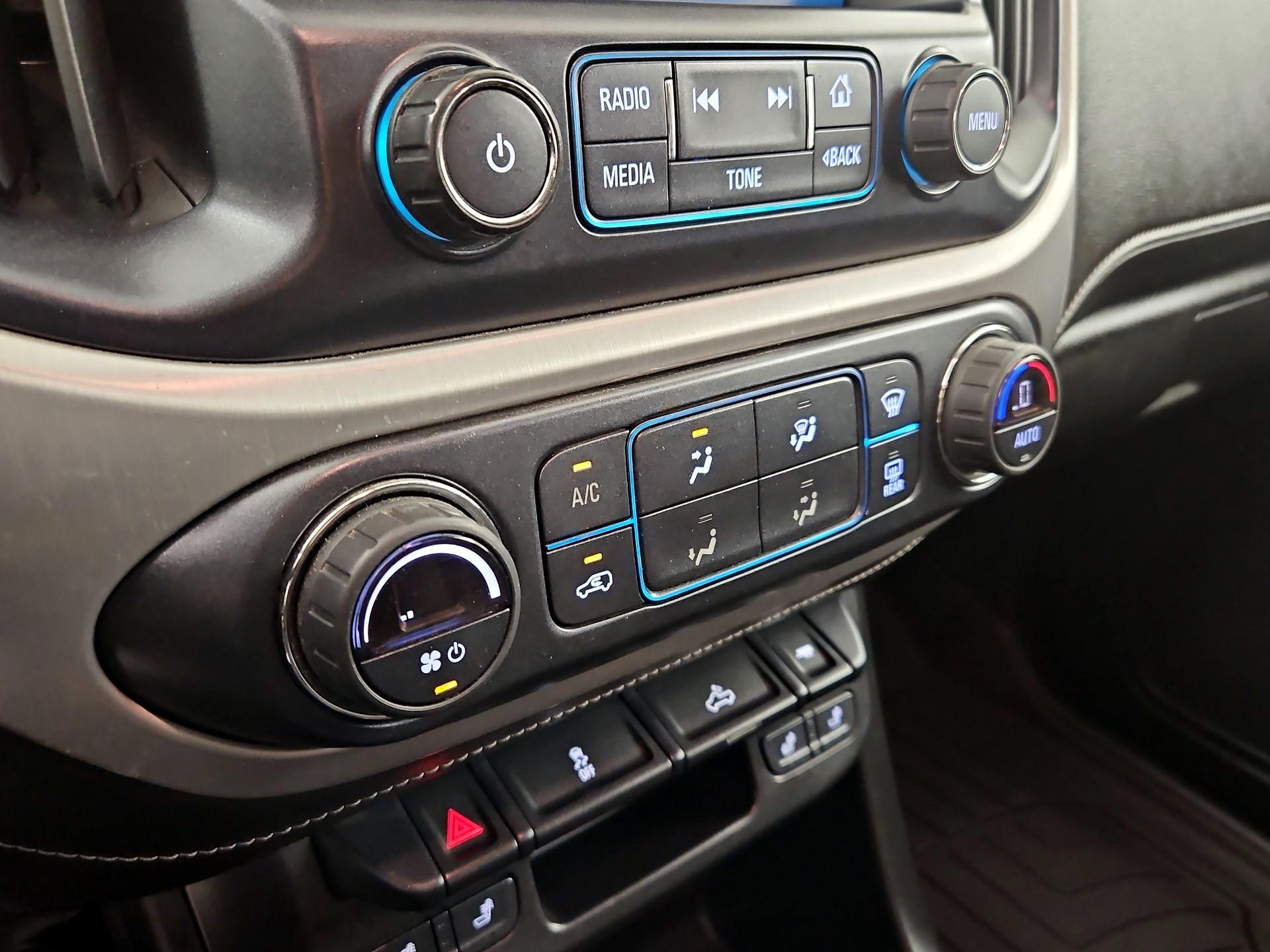 Thumbnail: 2018 GMC Canyon - 16
