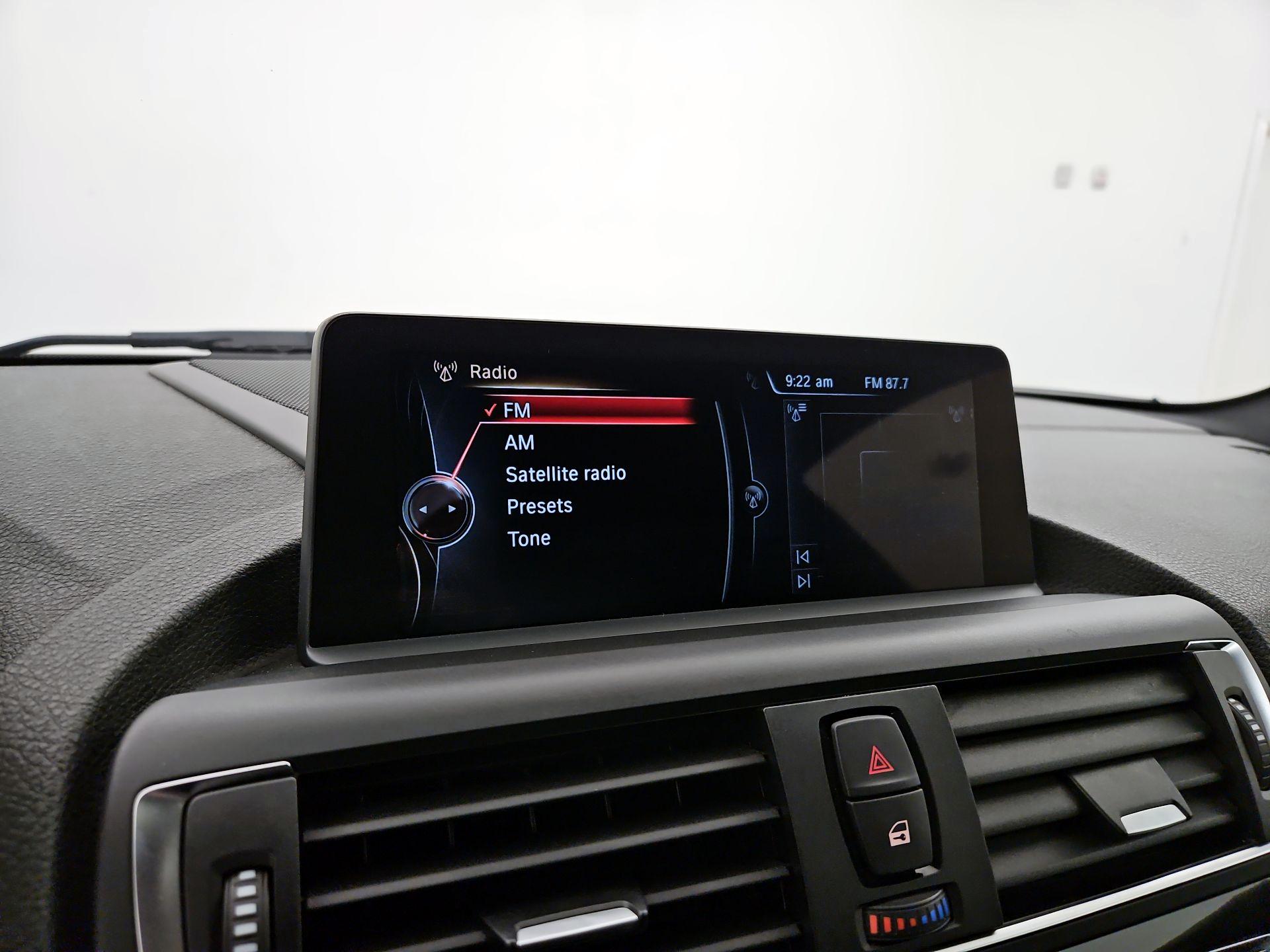 Thumbnail: 2015 BMW 2 Series - 16