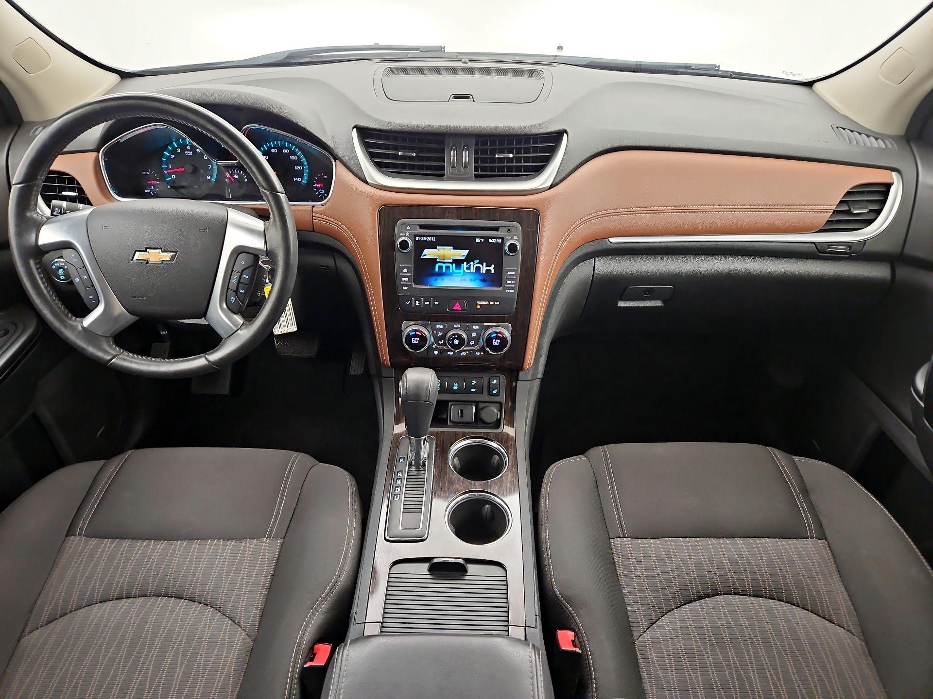 Thumbnail: 2016 Chevrolet Traverse - 9