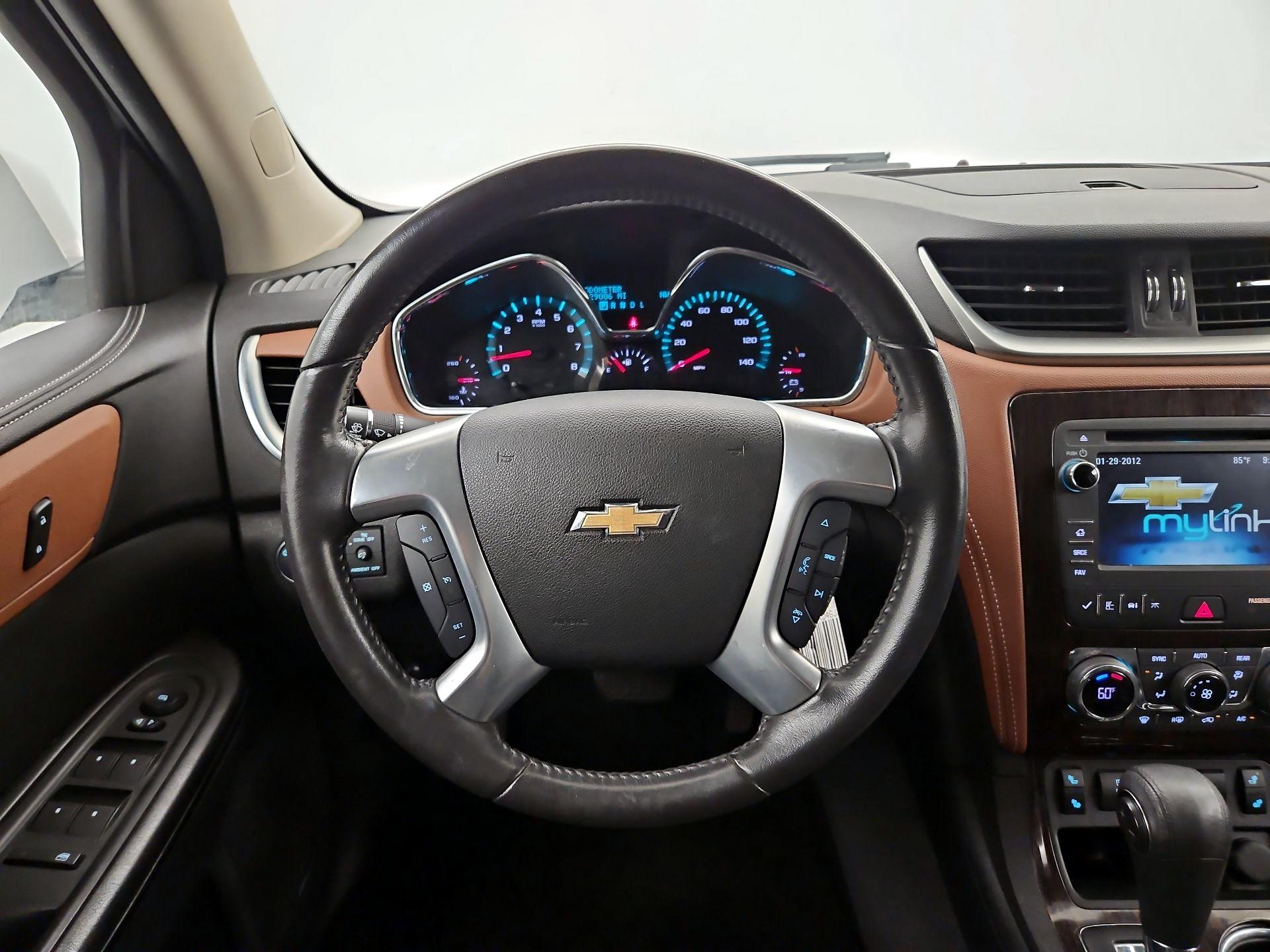Thumbnail: 2016 Chevrolet Traverse - 10