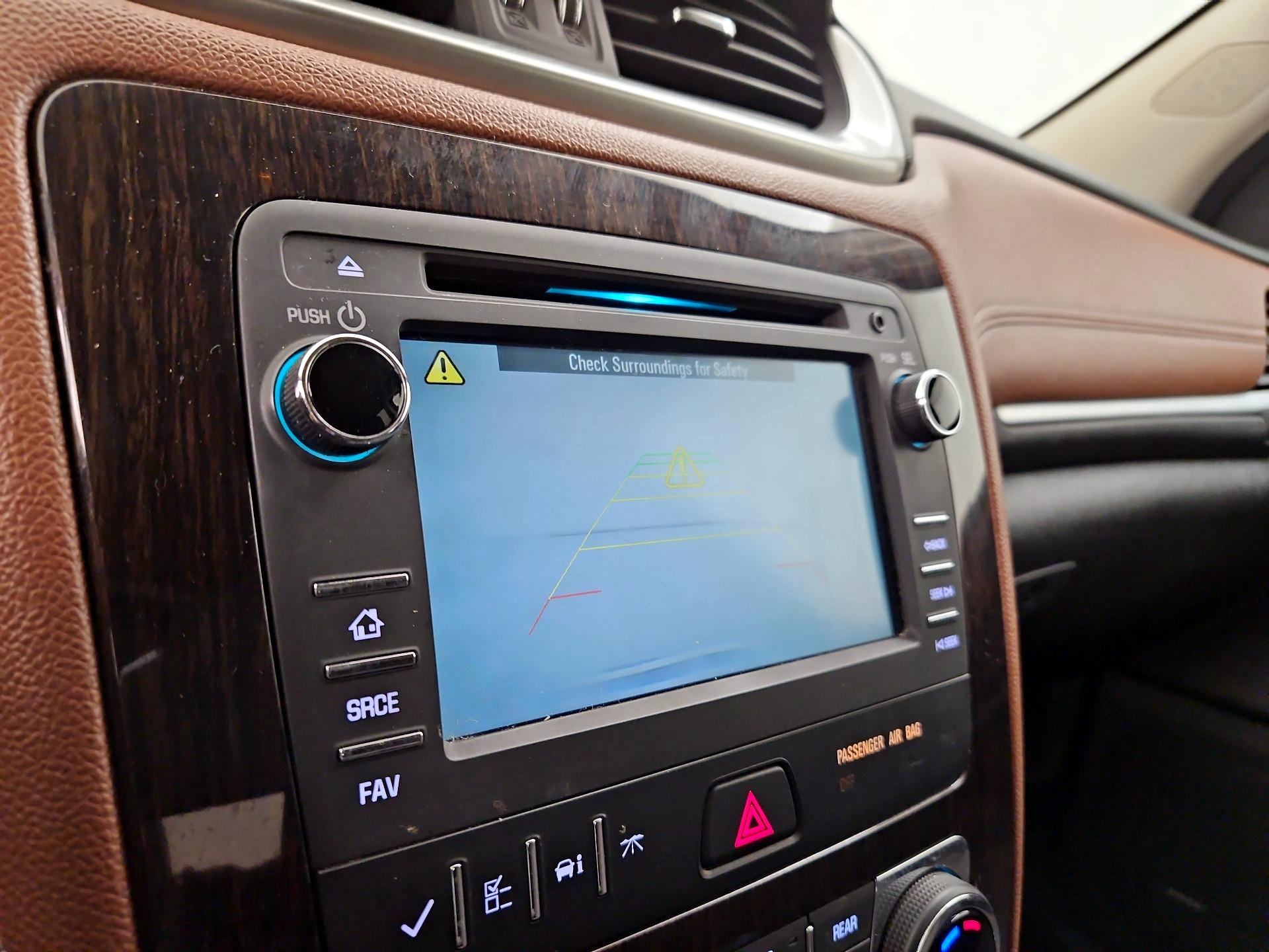 Thumbnail: 2016 Chevrolet Traverse - 14