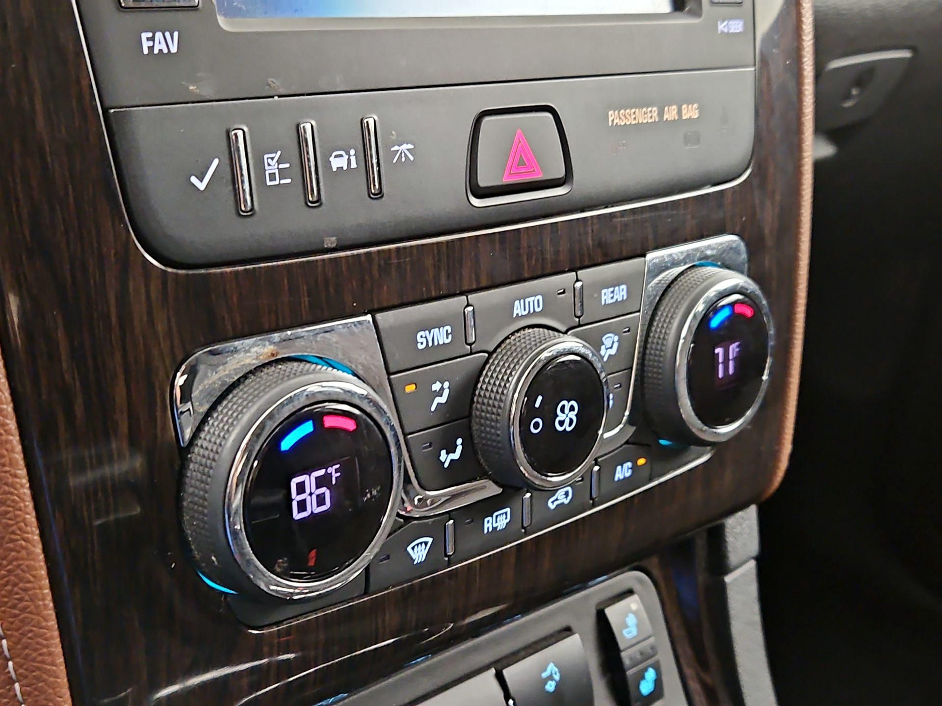 Thumbnail: 2016 Chevrolet Traverse - 16