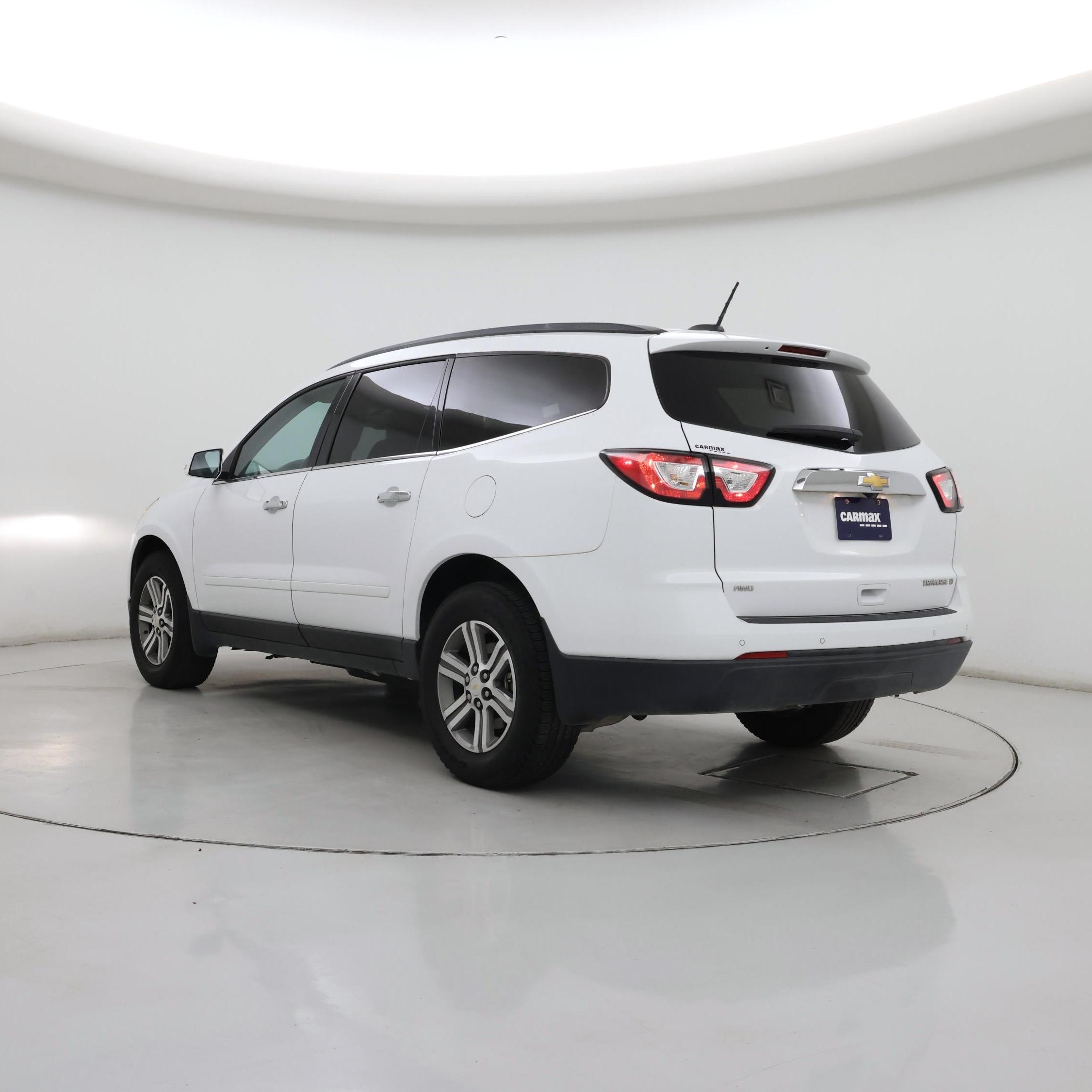 Thumbnail: 2016 Chevrolet Traverse - 2