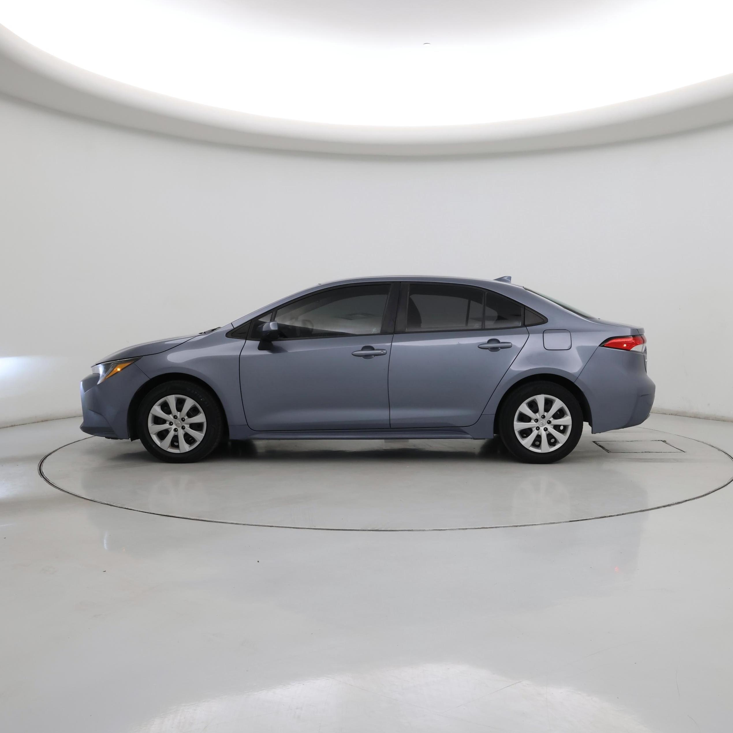 Thumbnail: 2022 Toyota Corolla - 3