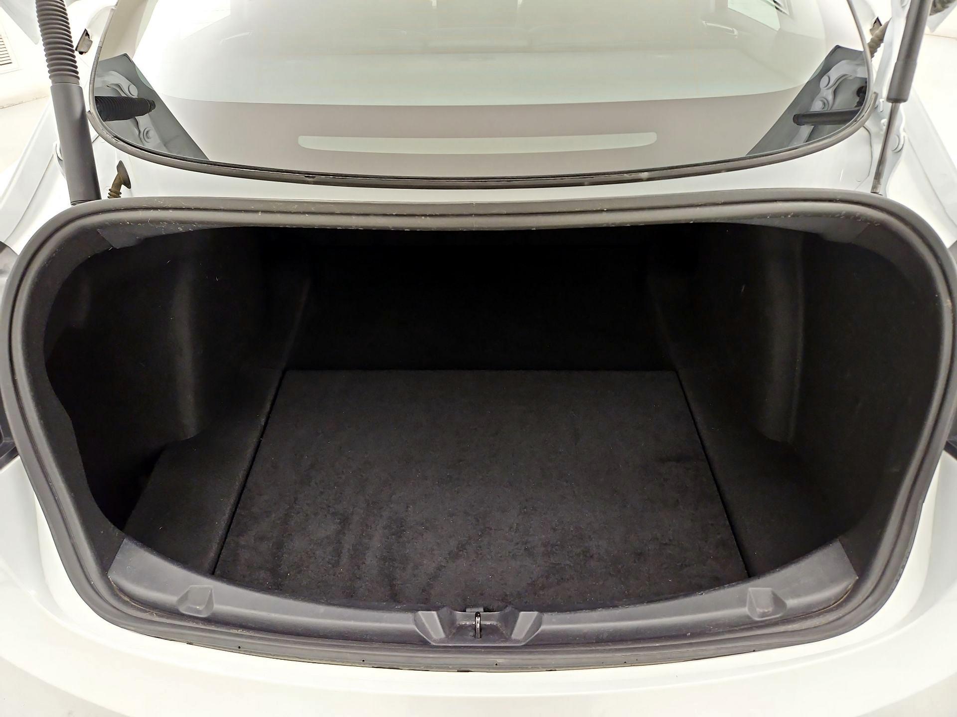Thumbnail: 2022 Tesla Model 3 - 20