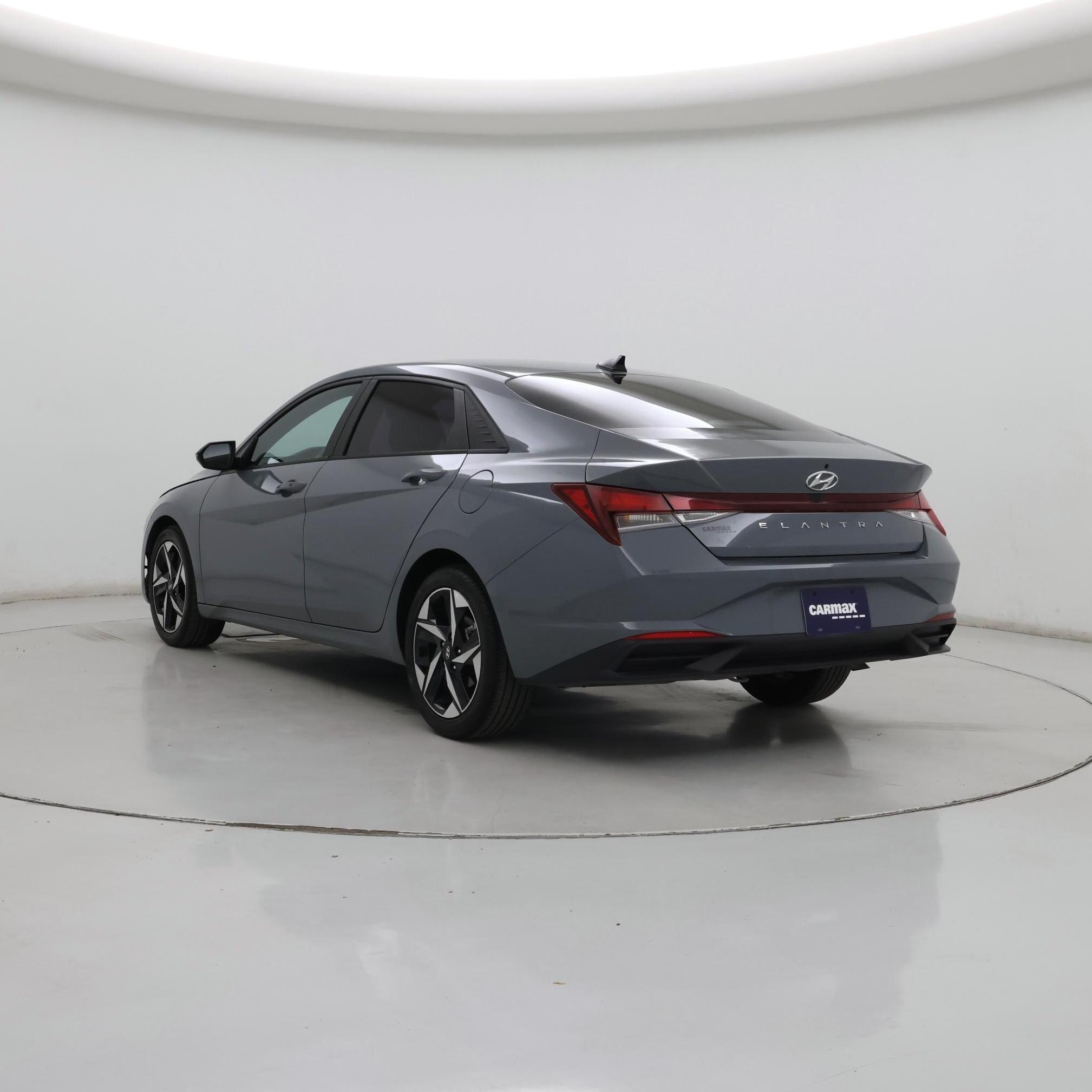 Thumbnail: 2023 Hyundai Elantra - 2