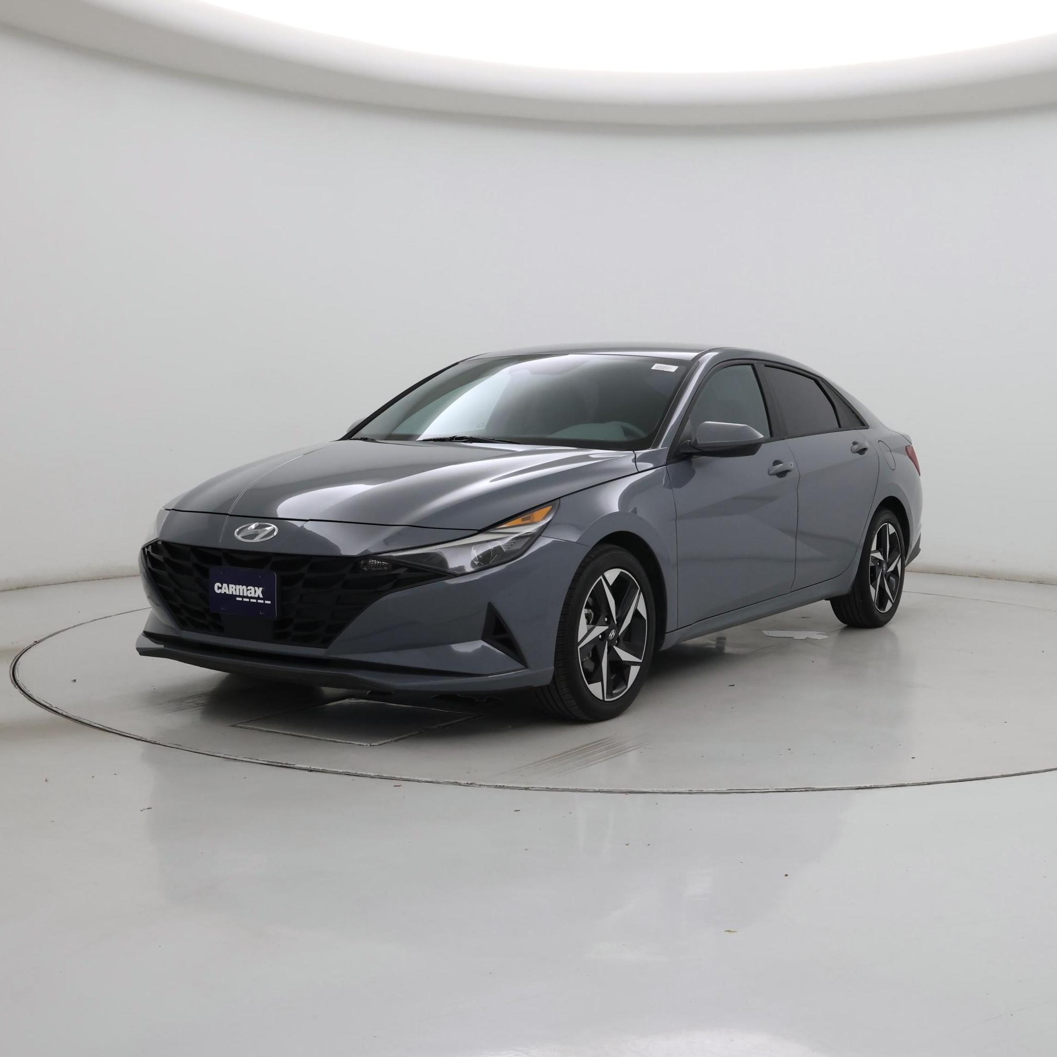 Thumbnail: 2023 Hyundai Elantra - 4