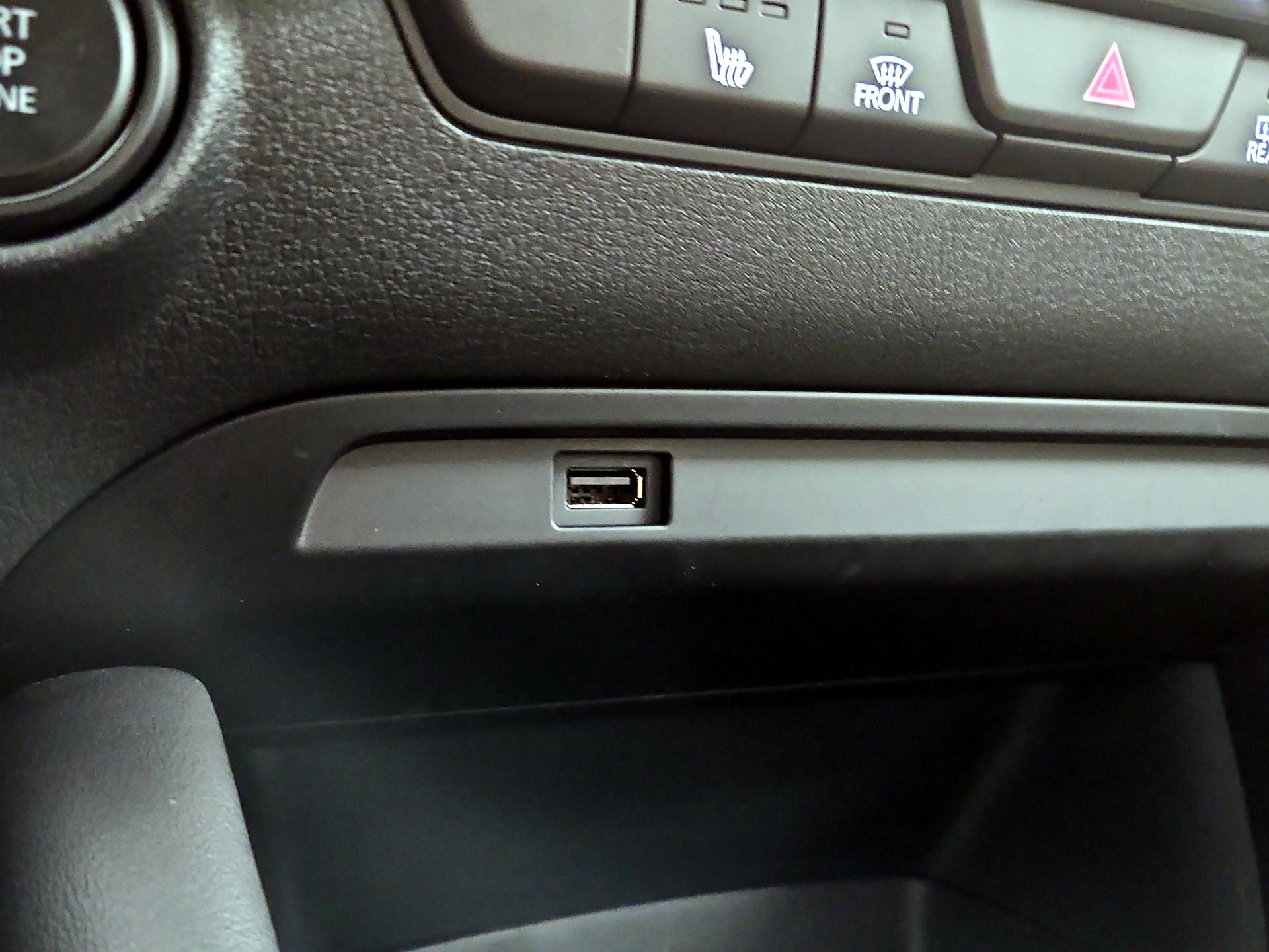 Thumbnail: 2019 Mazda Mazda3 - 19