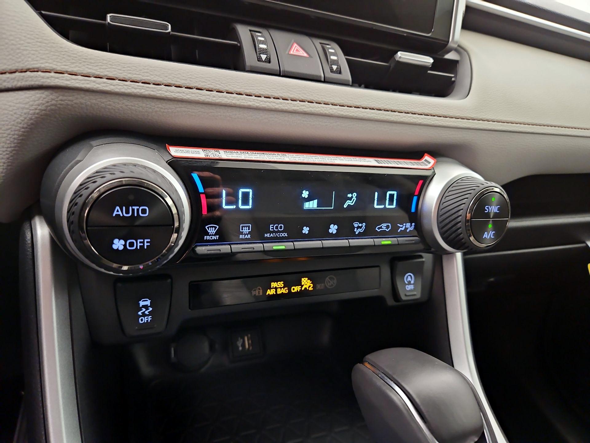 Thumbnail: 2025 Toyota RAV4 - 16
