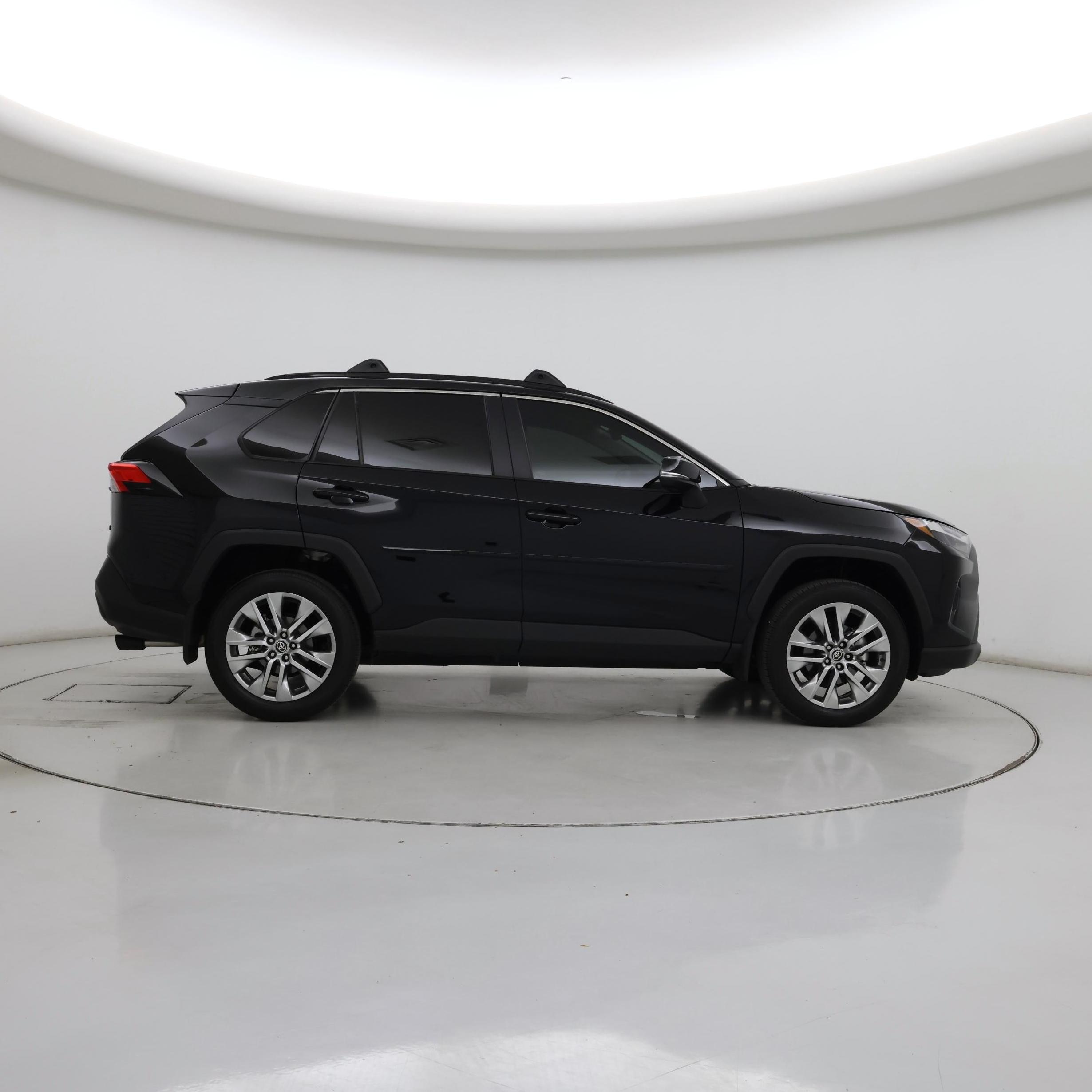 Thumbnail: 2025 Toyota RAV4 - 7