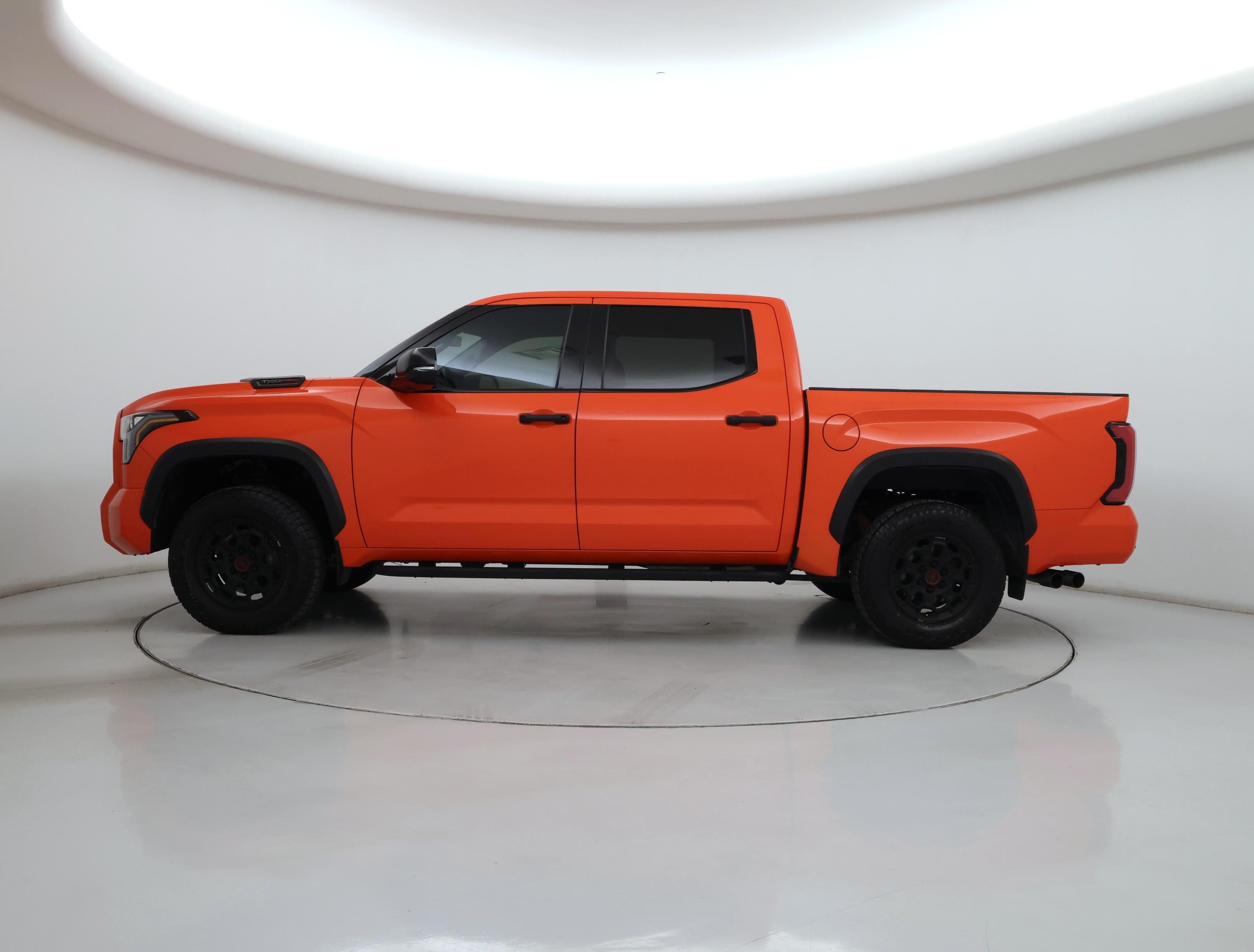 Thumbnail: 2022 Toyota Tundra - 3
