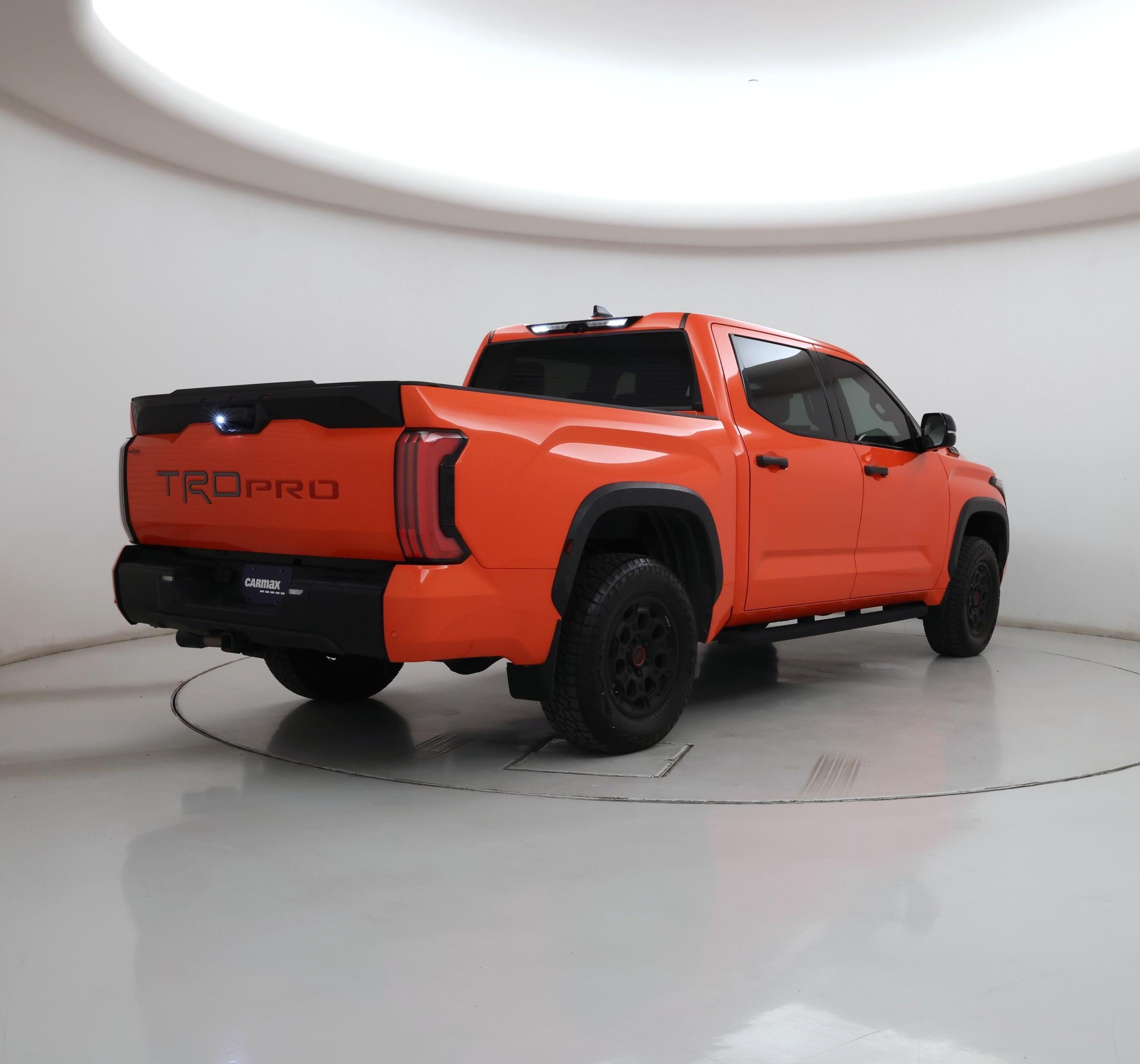Thumbnail: 2022 Toyota Tundra - 8