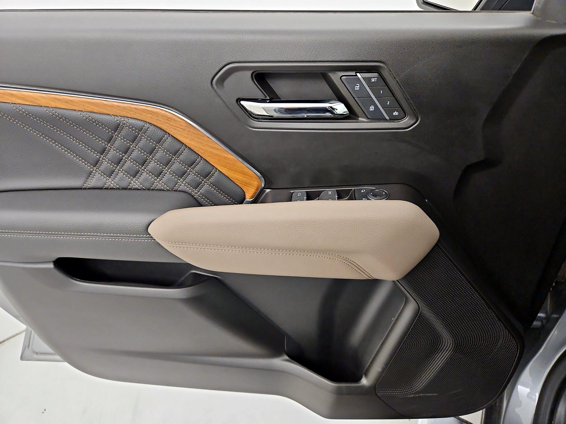 Thumbnail: 2024 GMC Canyon - 12