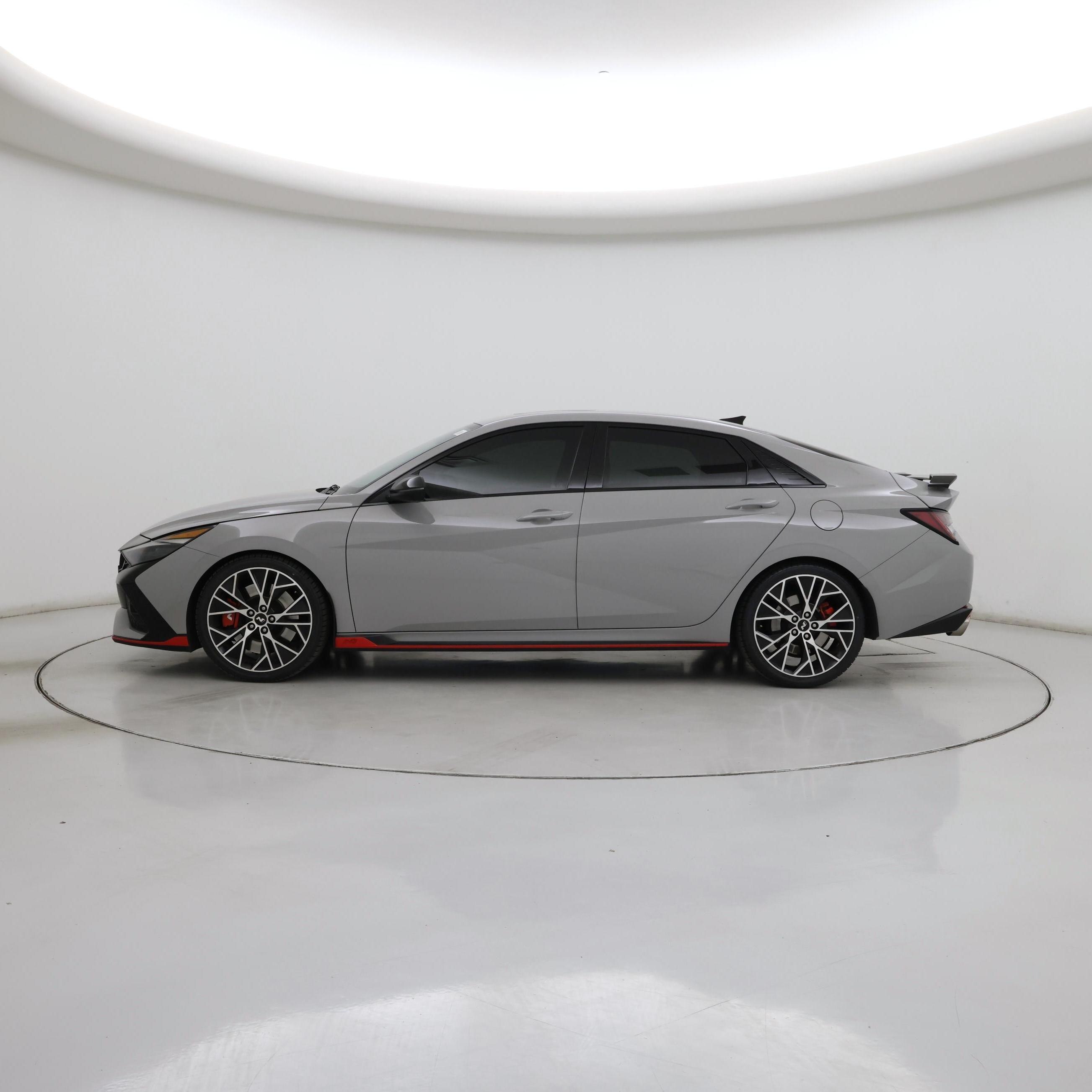 Thumbnail: 2022 Hyundai Elantra - 3