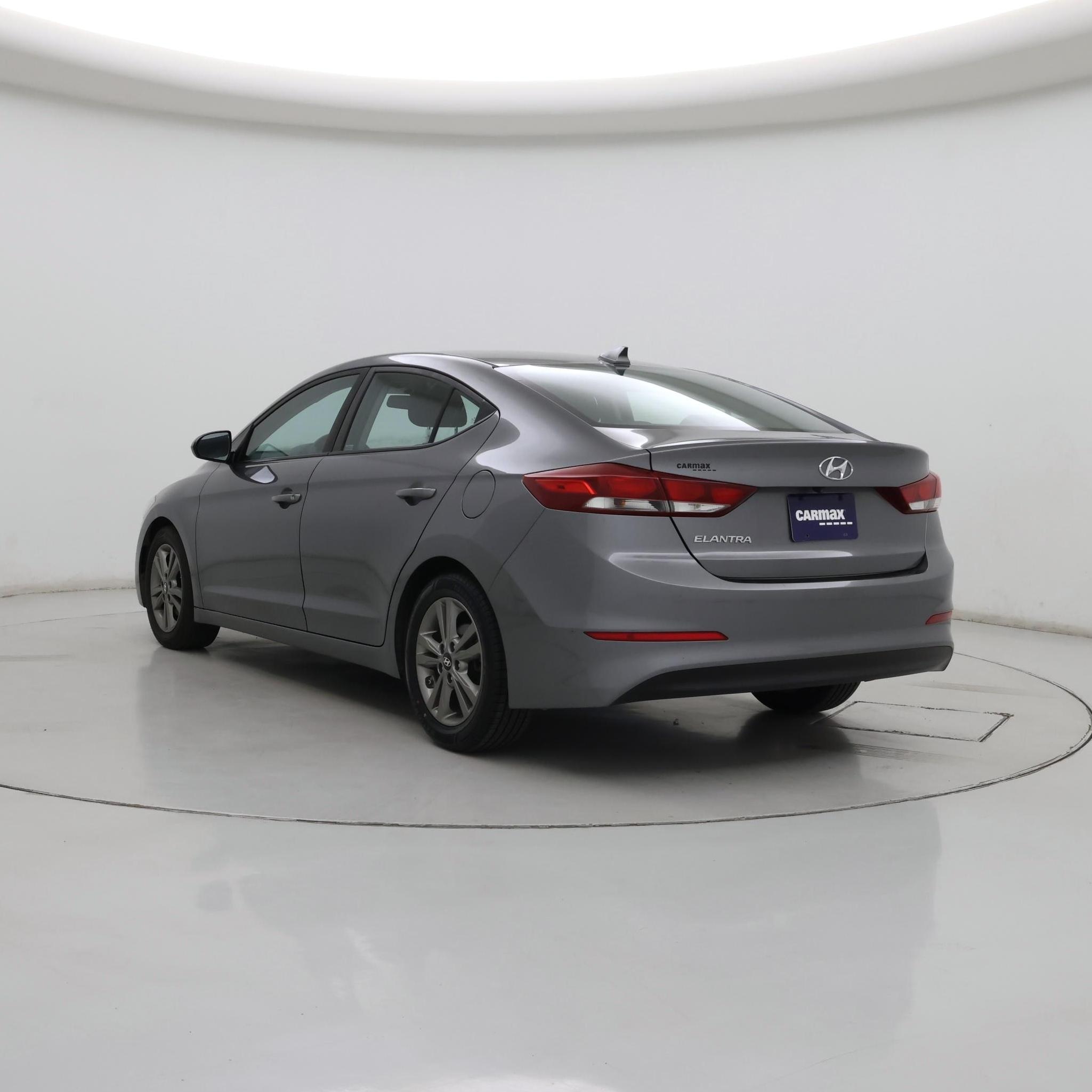 Thumbnail: 2018 Hyundai Elantra - 2