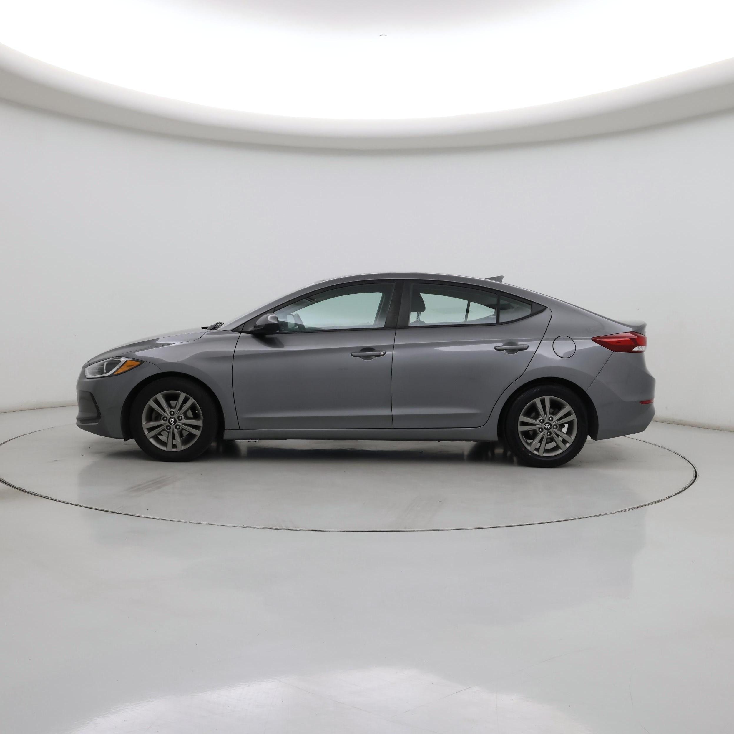 Thumbnail: 2018 Hyundai Elantra - 3