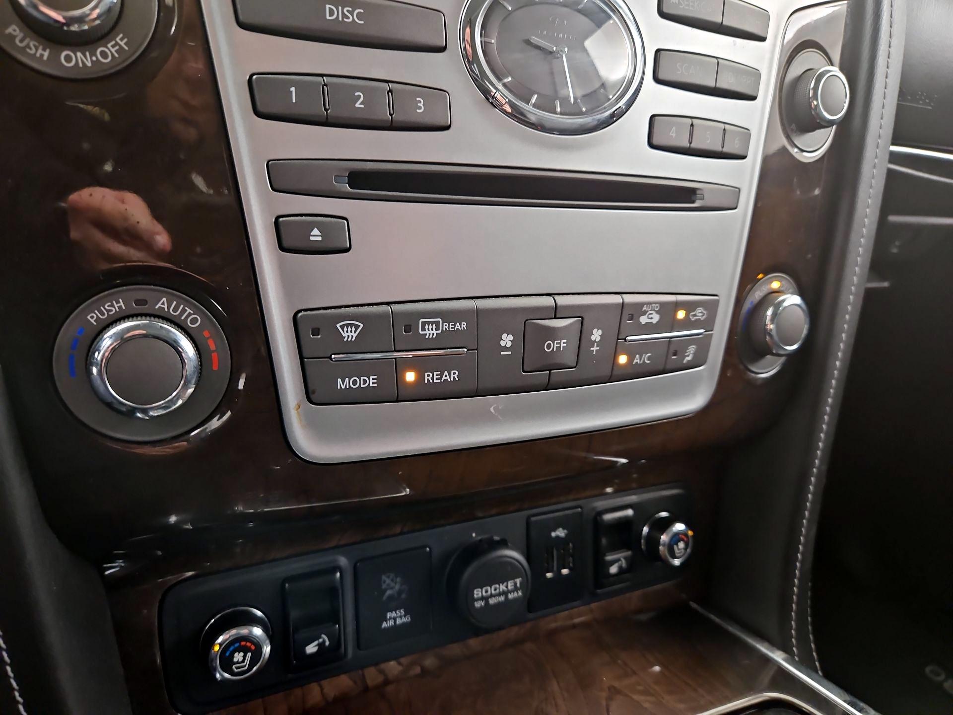 Thumbnail: 2019 INFINITI QX80 - 17