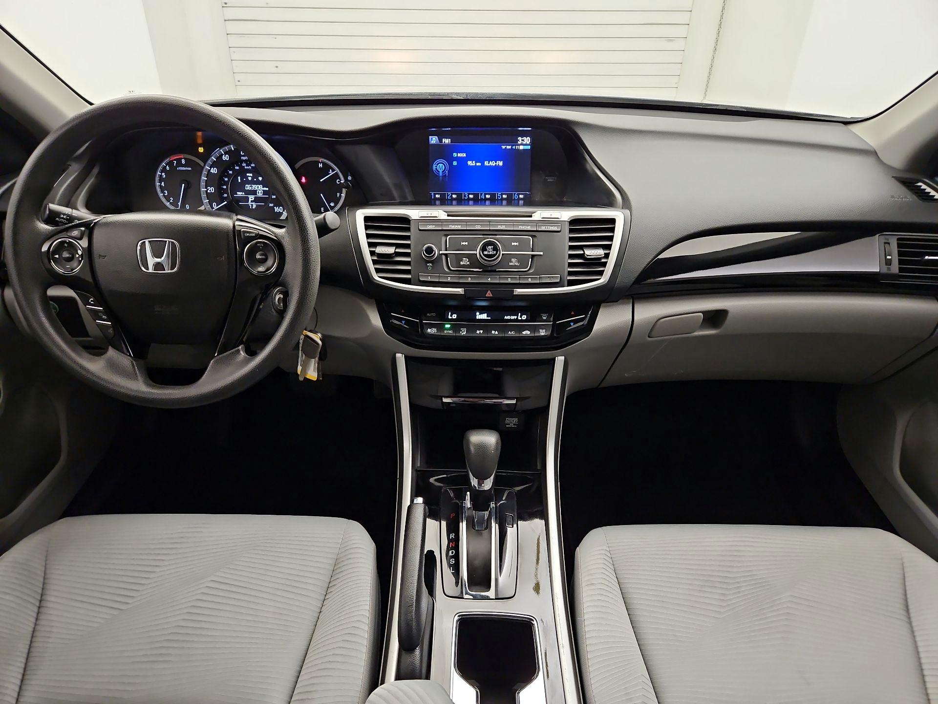 Thumbnail: 2017 Honda Accord - 9