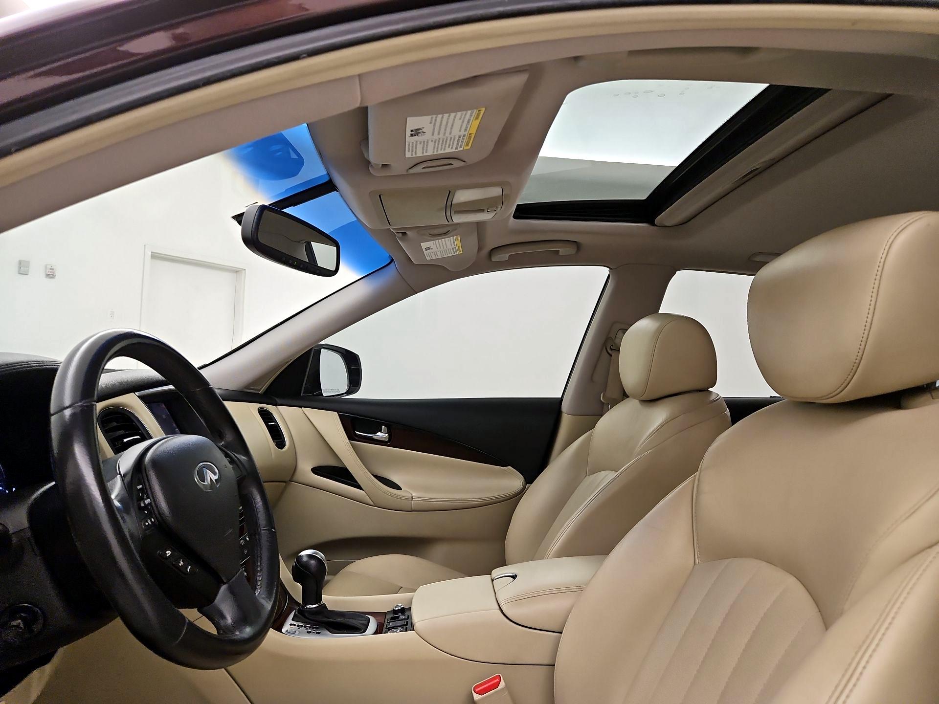 Thumbnail: 2016 INFINITI QX50 - 18