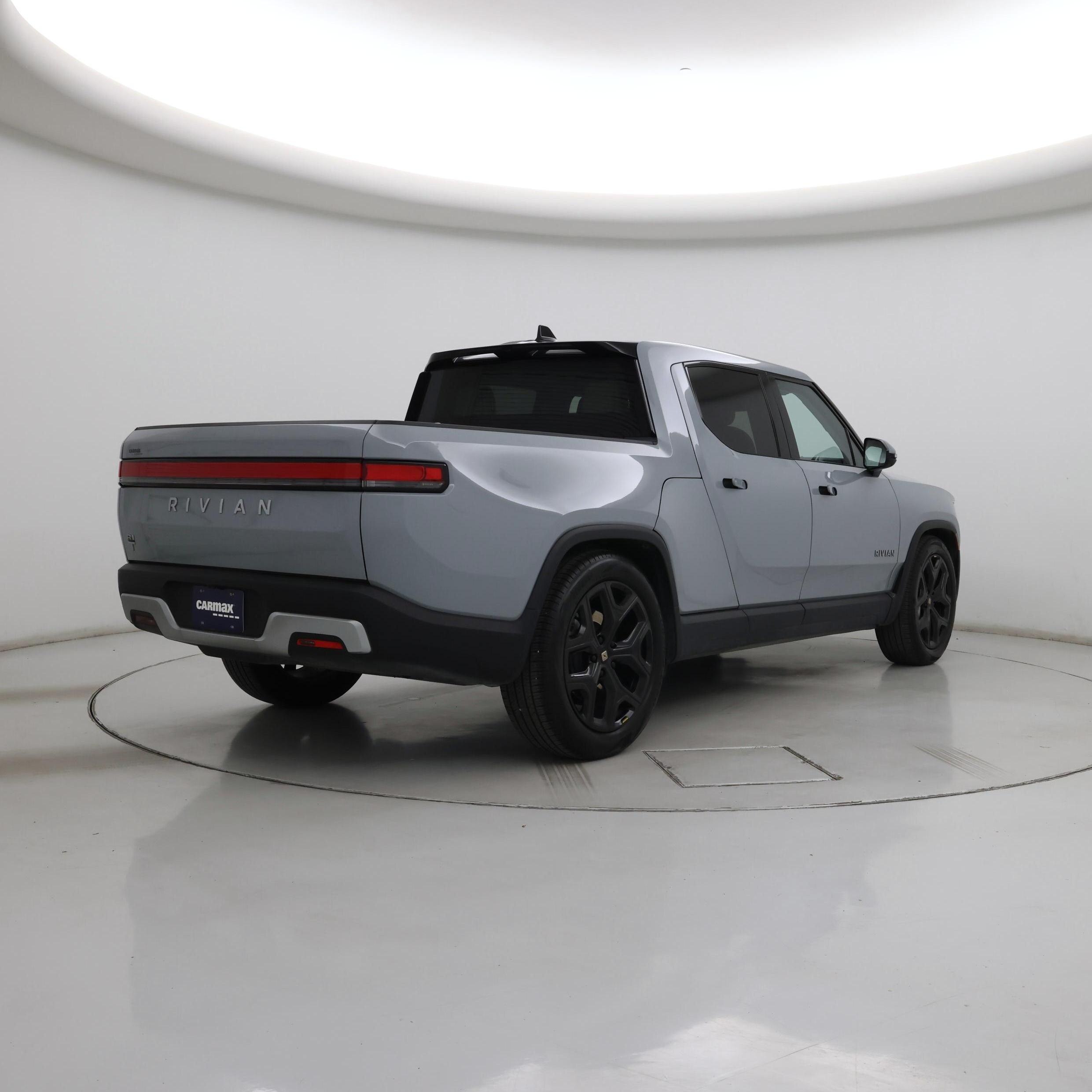 Thumbnail: 2025 Rivian R1T - 8