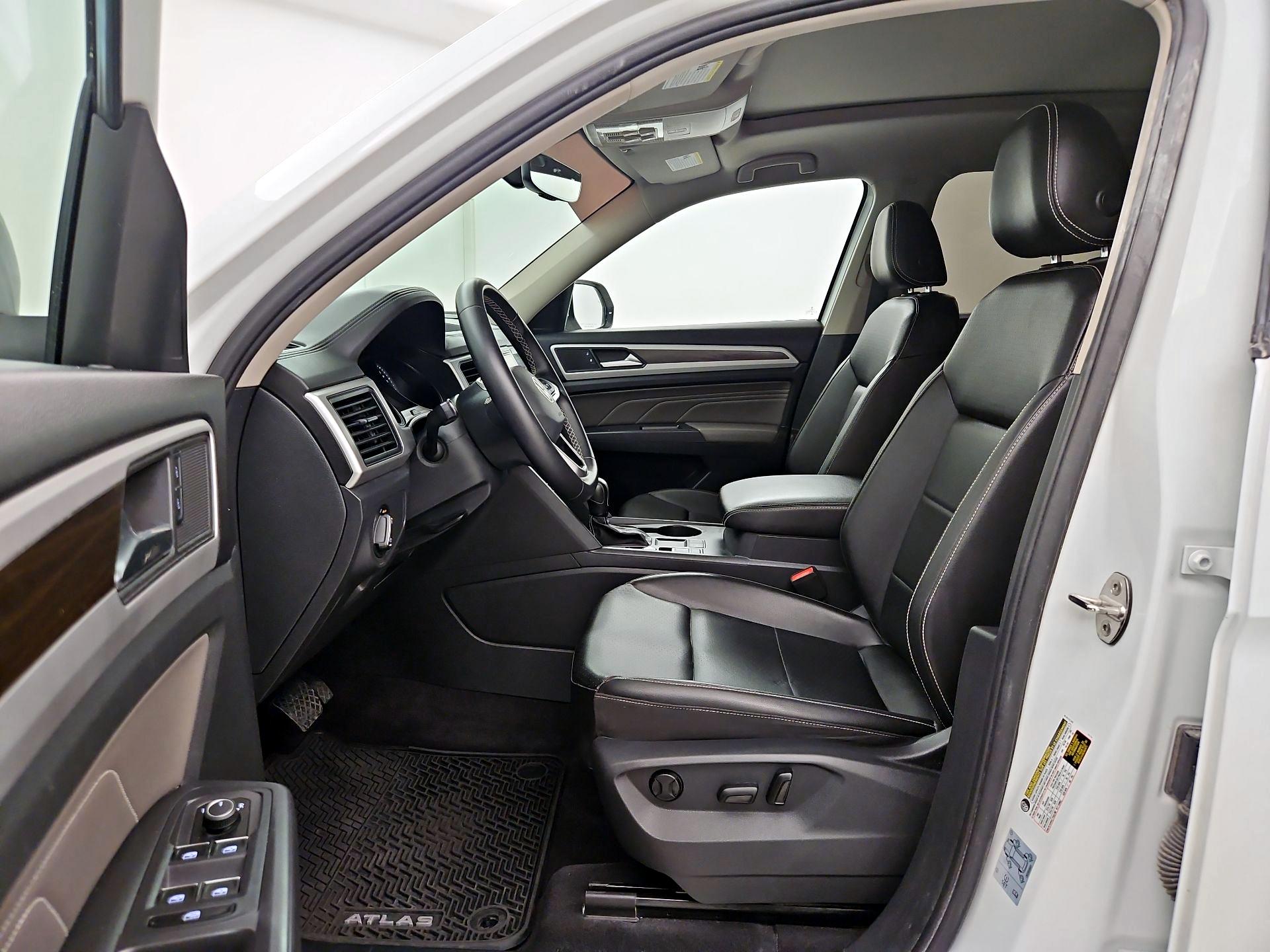 Thumbnail: 2021 Volkswagen Atlas - 11