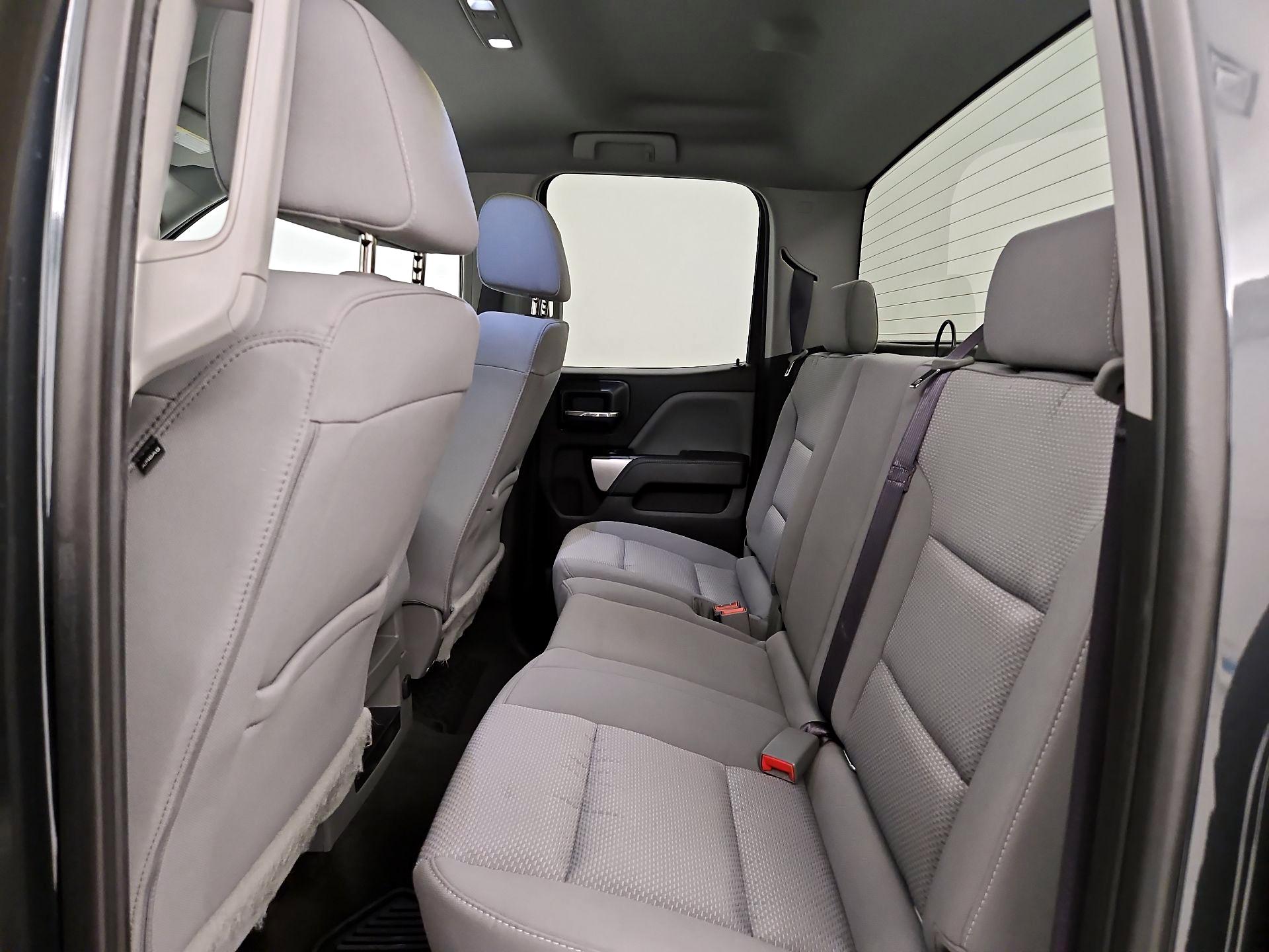 Thumbnail: 2017 Chevrolet Silverado 1500 - 19