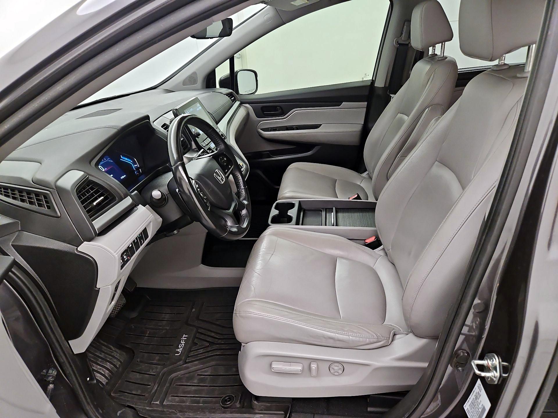 Thumbnail: 2019 Honda Odyssey - 11