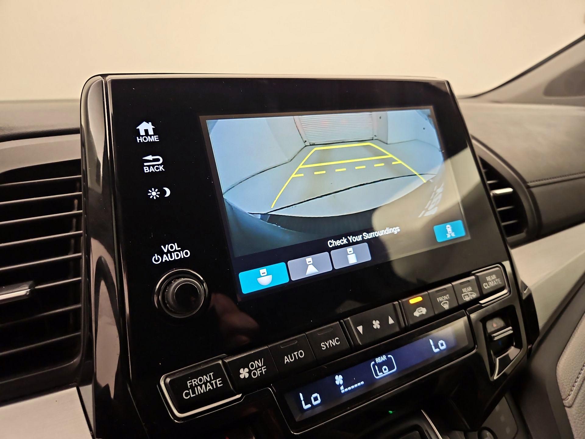 Thumbnail: 2019 Honda Odyssey - 14