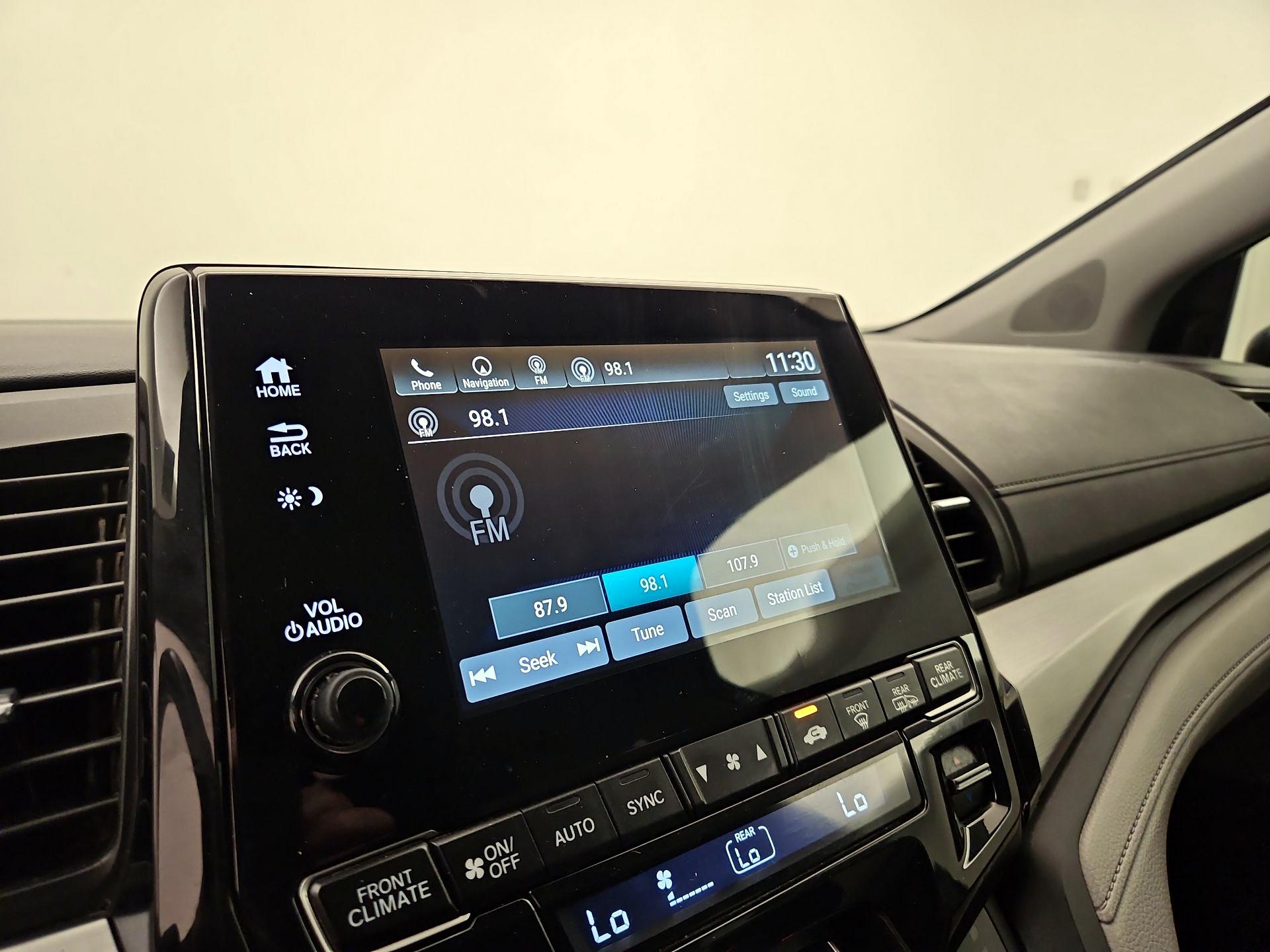 Thumbnail: 2019 Honda Odyssey - 15