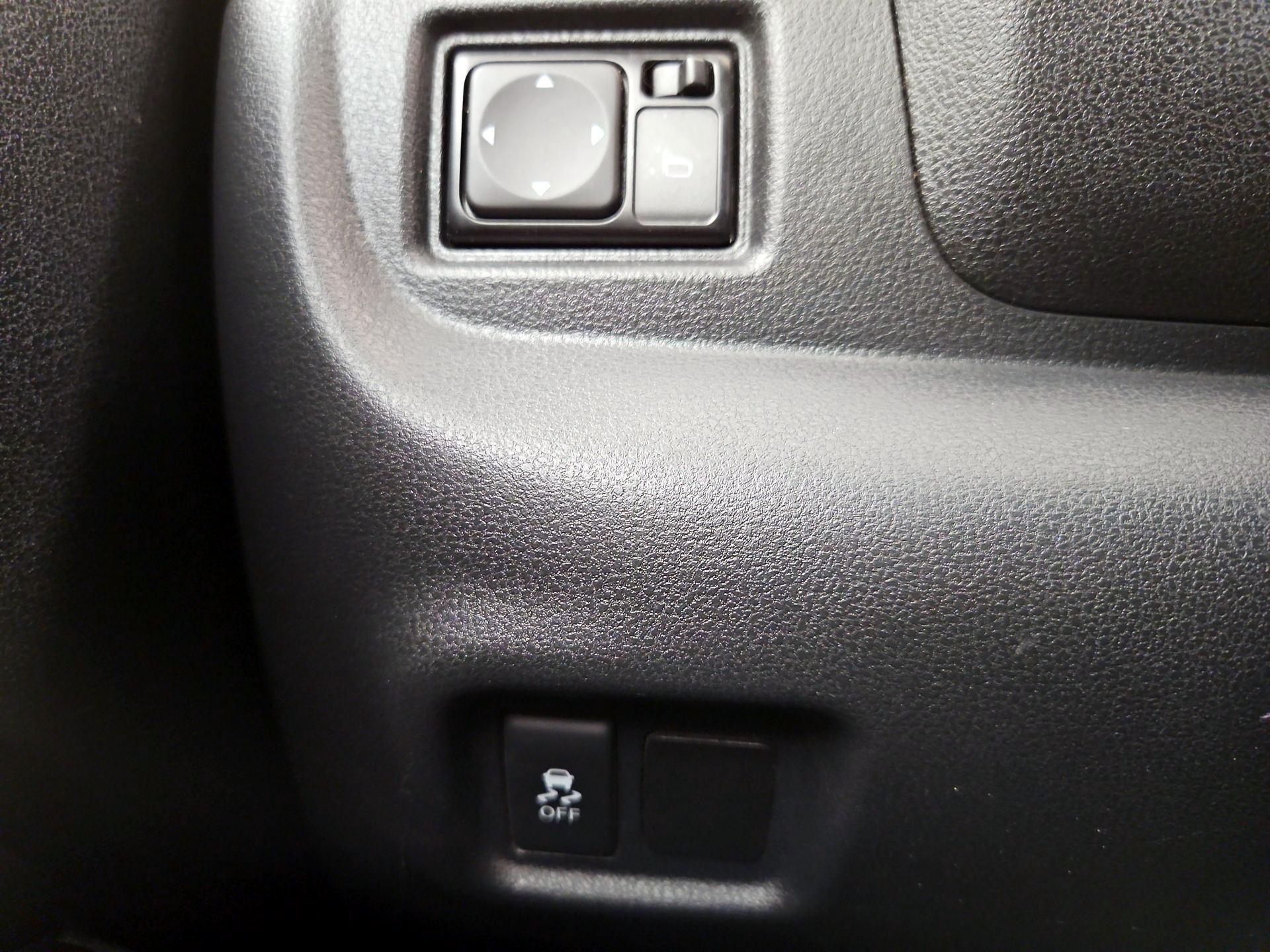 Thumbnail: 2019 Nissan Versa - 13