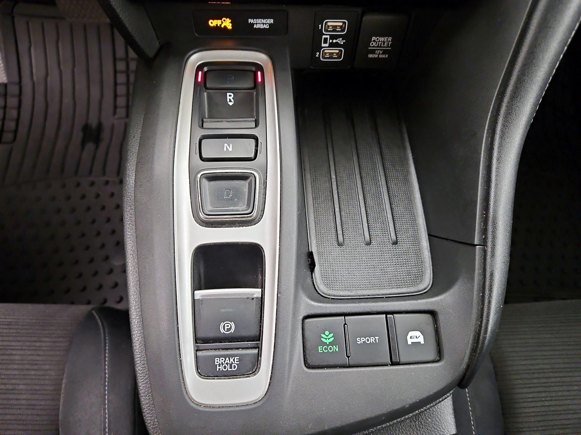 Thumbnail: 2019 Honda Insight - 17